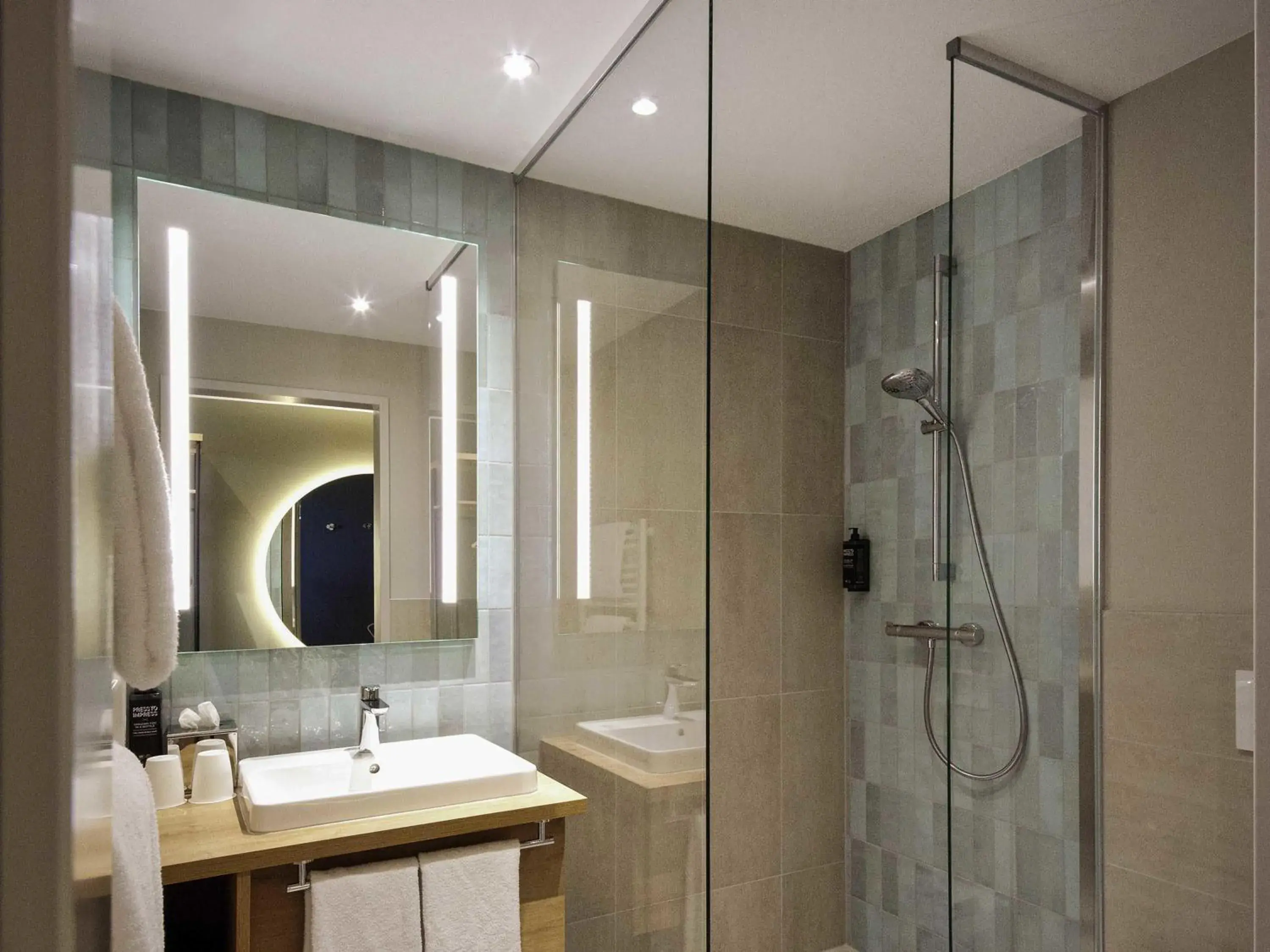 Bedroom in ibis Styles Parndorf Neusiedler See Bedroom in ibis Styles Parndorf Neusiedler See