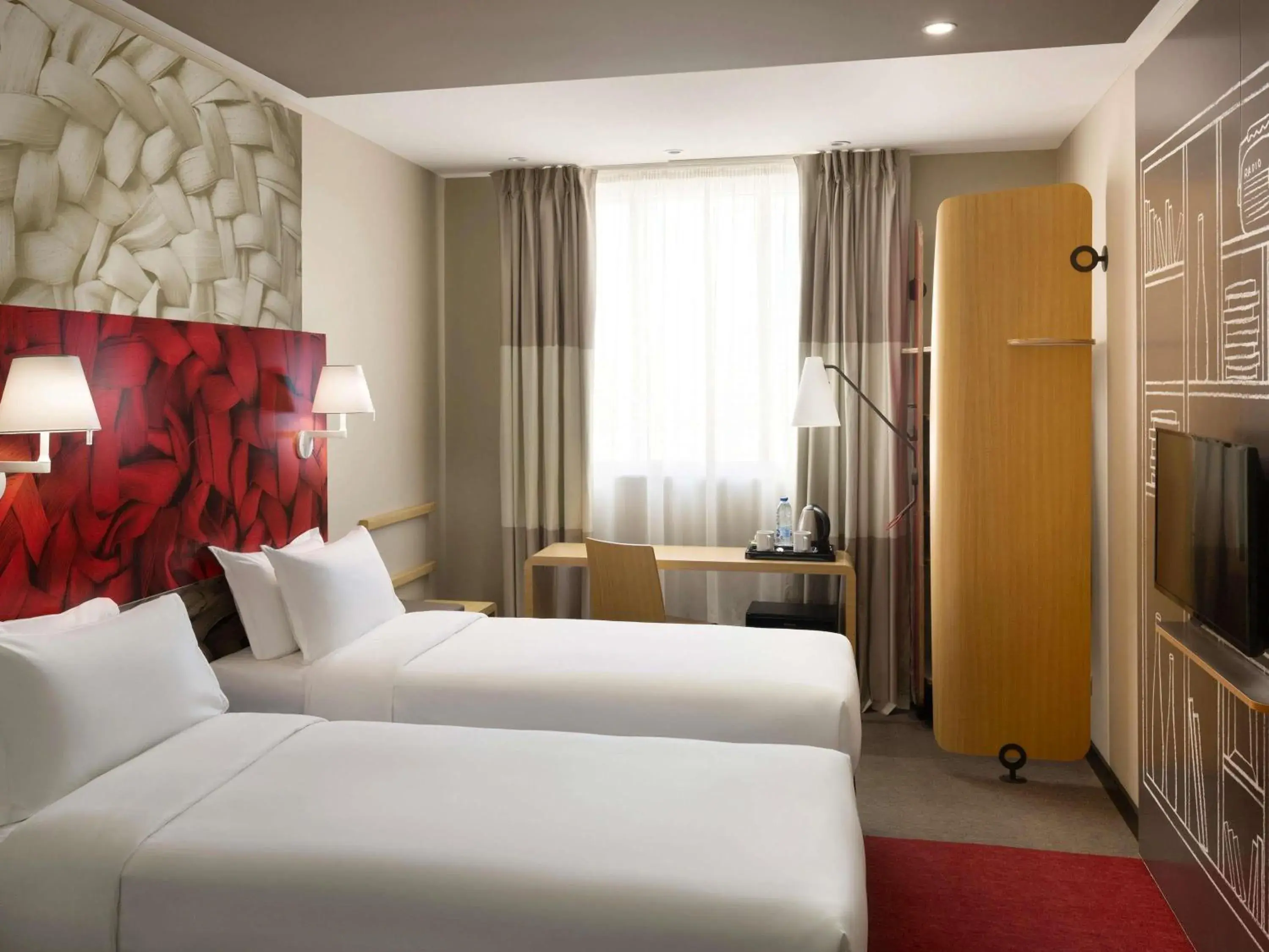 Bedroom, Bed in ibis Jeddah City Center Bedroom, Bed in ibis Jeddah City Center