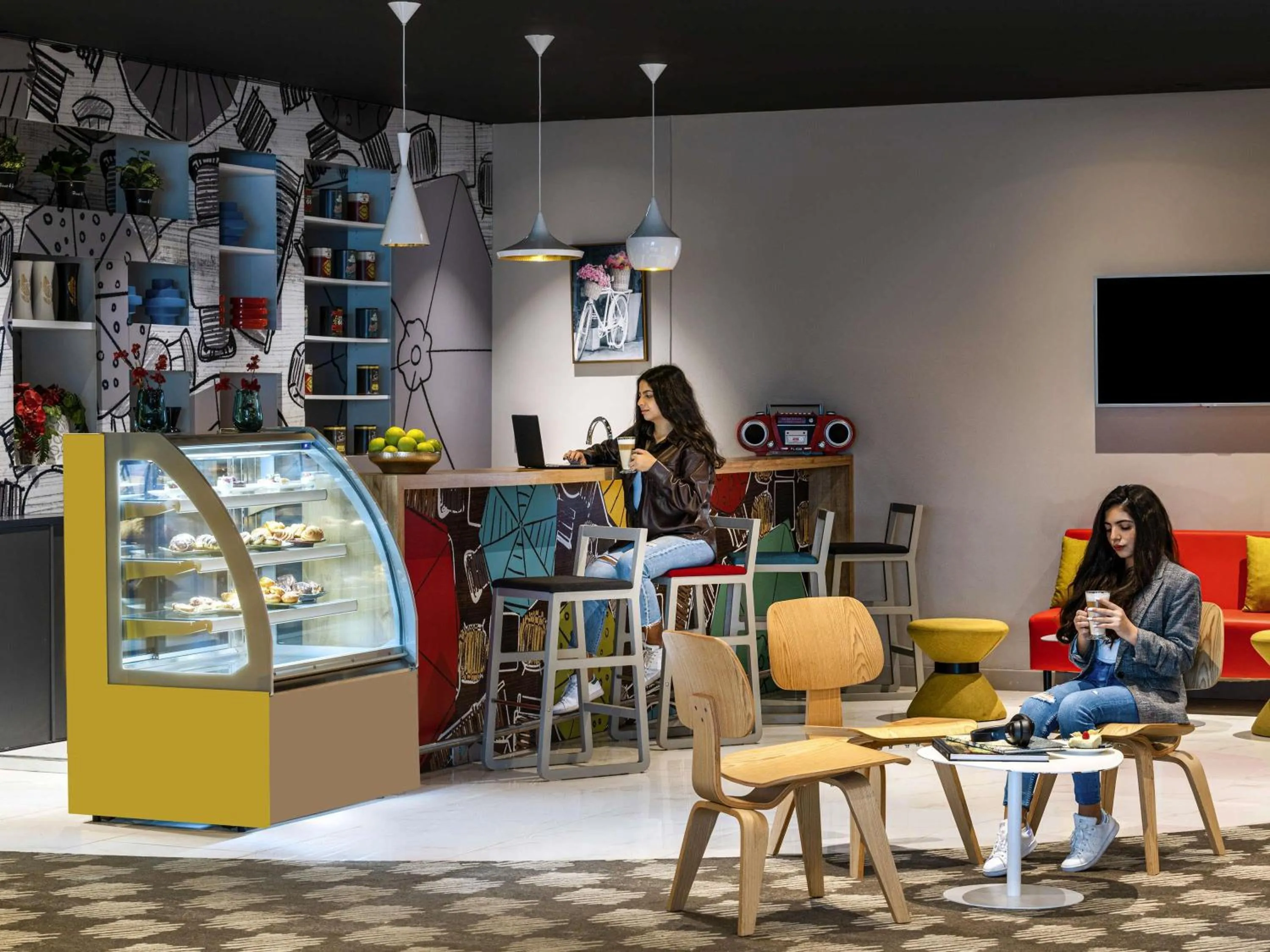 Lounge or bar in ibis Jeddah City Center