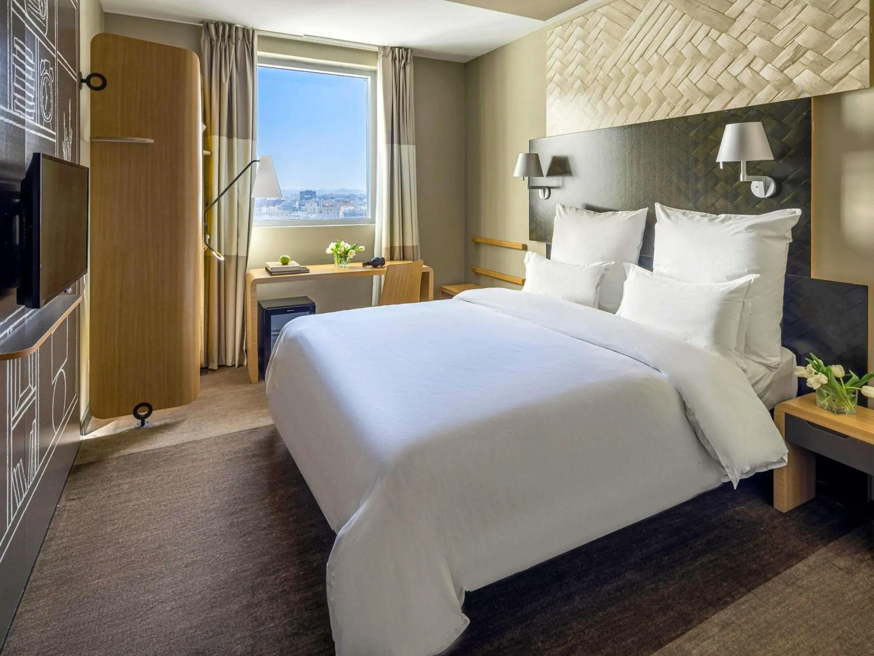 King Room with Skyline View in ibis Jeddah City Center King Room with Skyline View in ibis Jeddah City Center