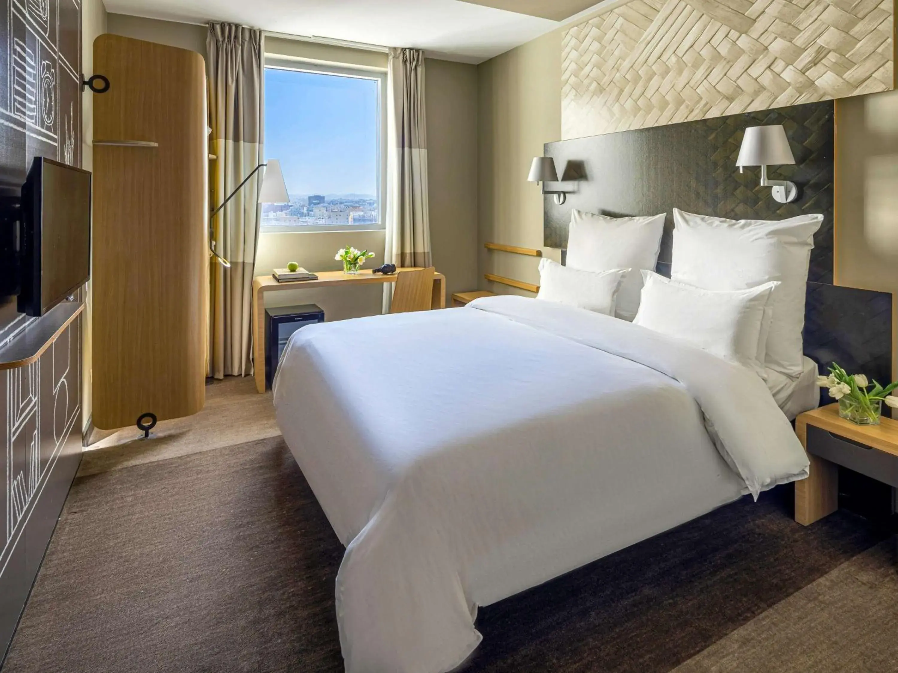 Bedroom, Bed in ibis Jeddah City Center Bedroom, Bed in ibis Jeddah City Center