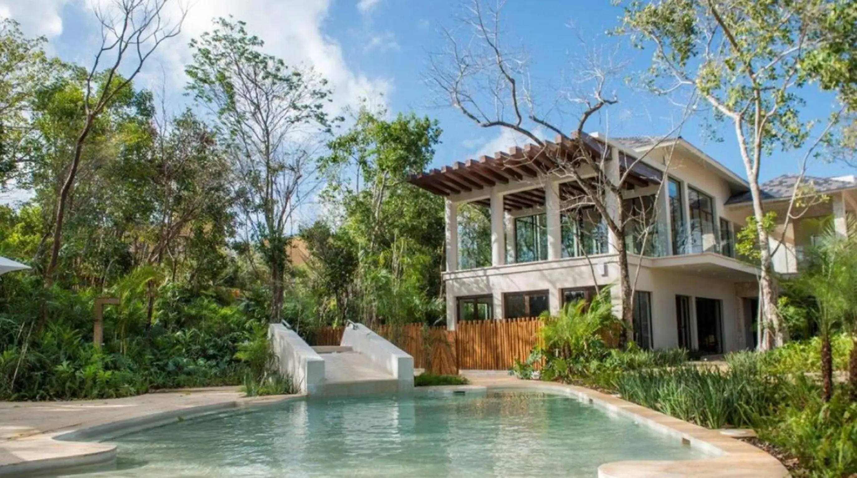 Property building in Fairmont Heritage Place Mayakoba Property building in Fairmont Heritage Place Mayakoba