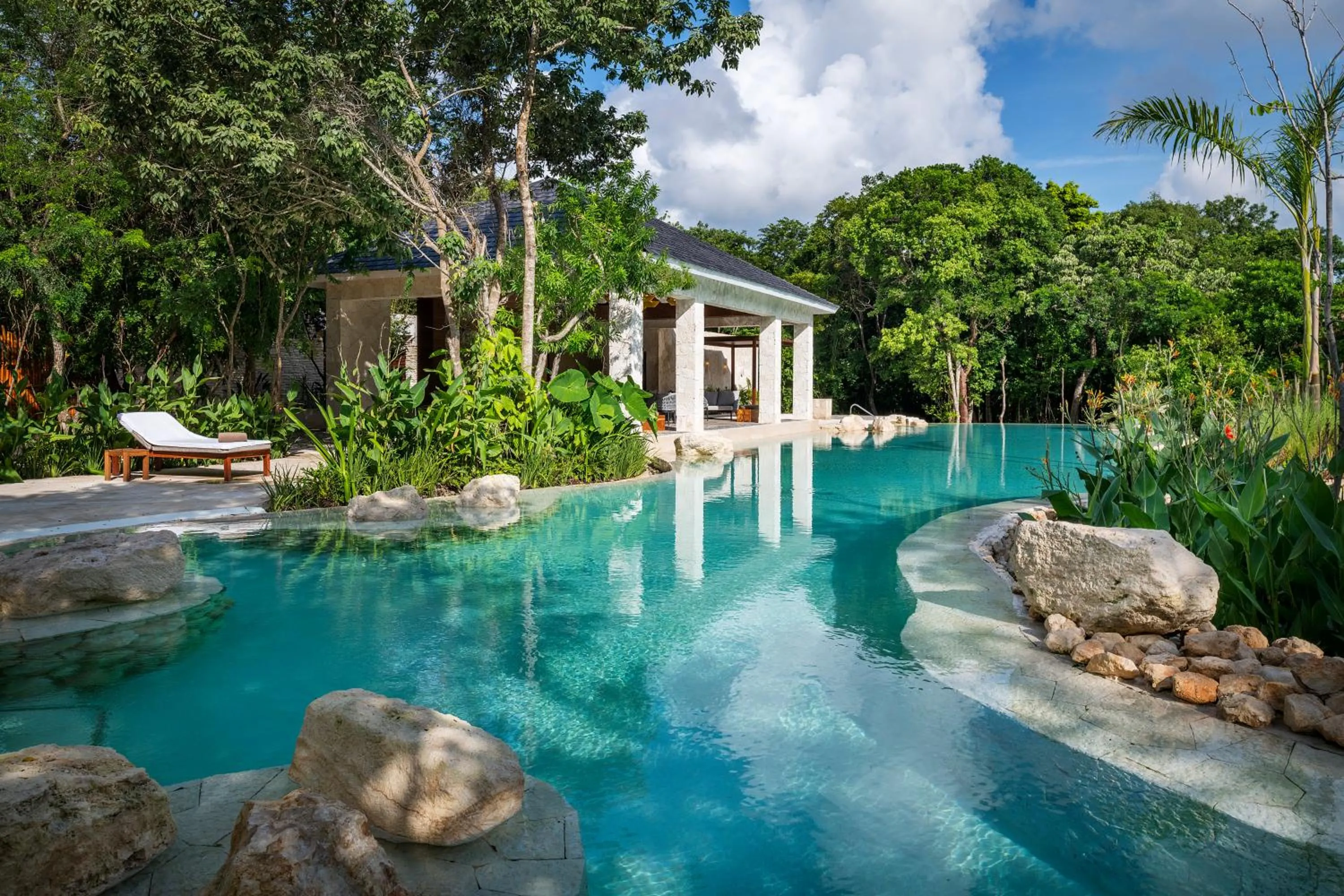 Swimming pool in Fairmont Heritage Place Mayakoba