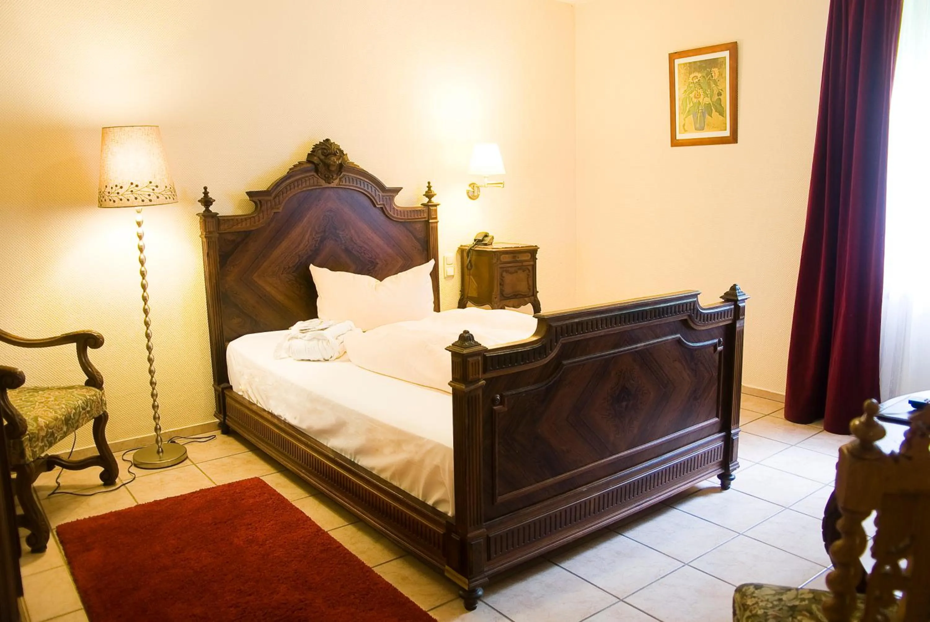 Photo of the whole room, Bed in Bawelsberger Hof