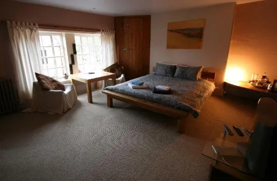 Bed in The Wookey Hole Inn