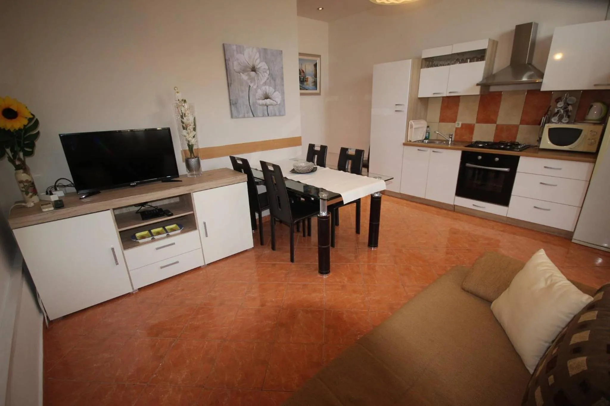 Family Apartment Mirela Borik