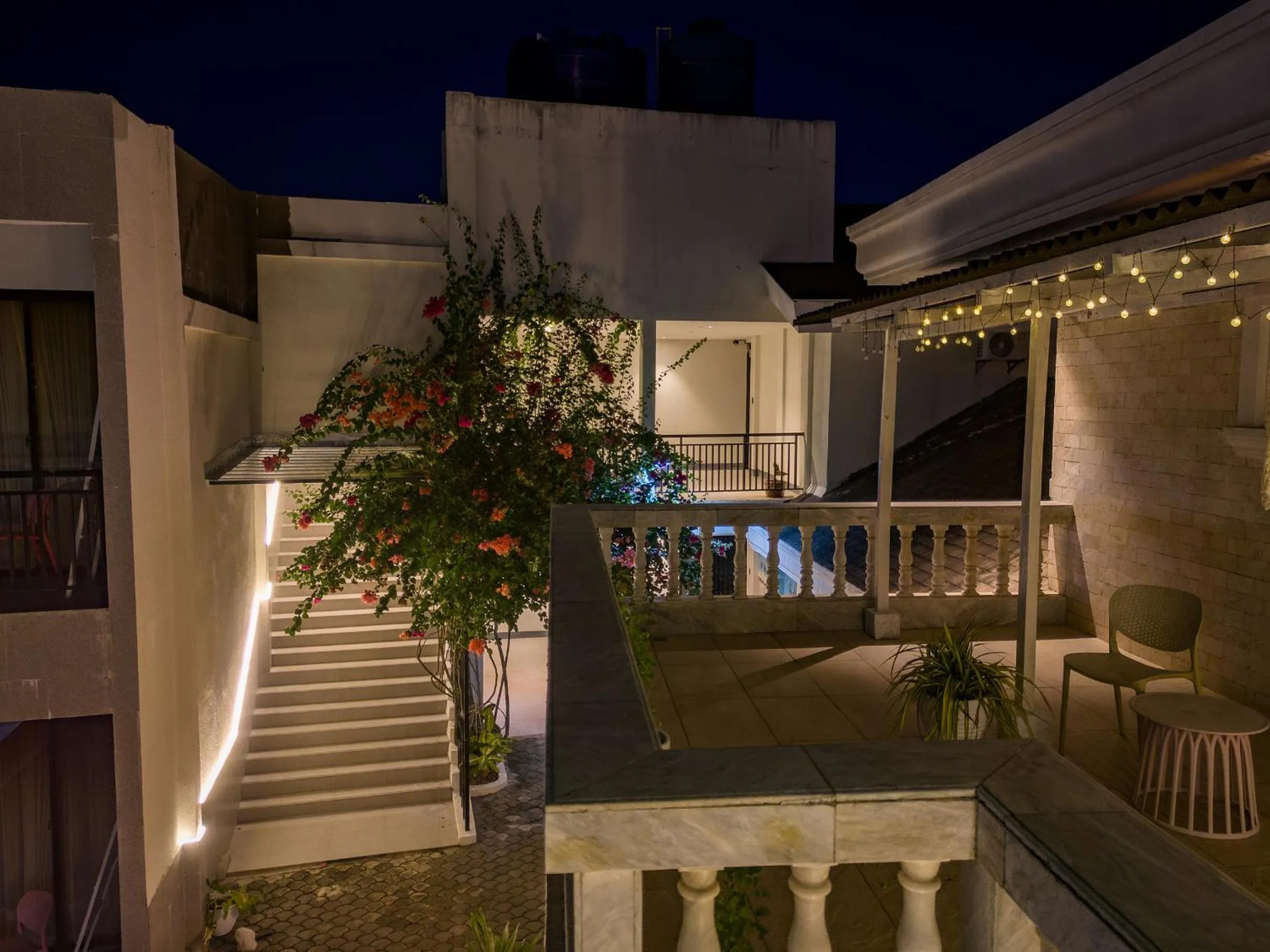 Balcony/Terrace in Only Seed Resort 欧芮希度假酒店