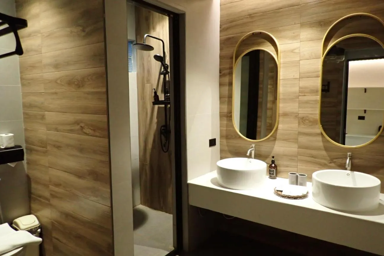 Shower in Only Seed Resort 欧芮希度假酒店