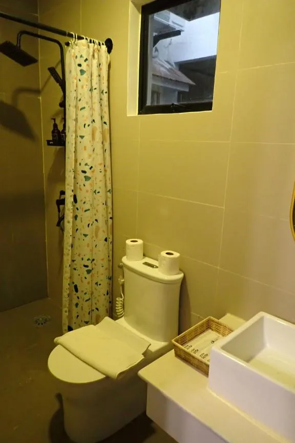 Shower in Only Seed Resort 欧芮希度假酒店