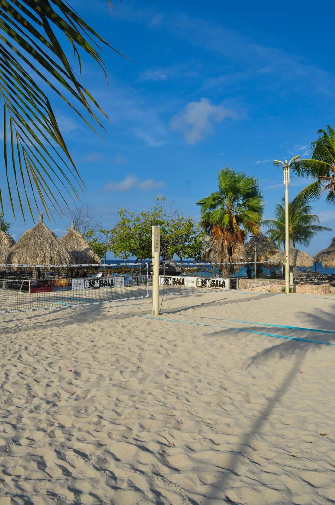 Beach in Hibiscus Beach House