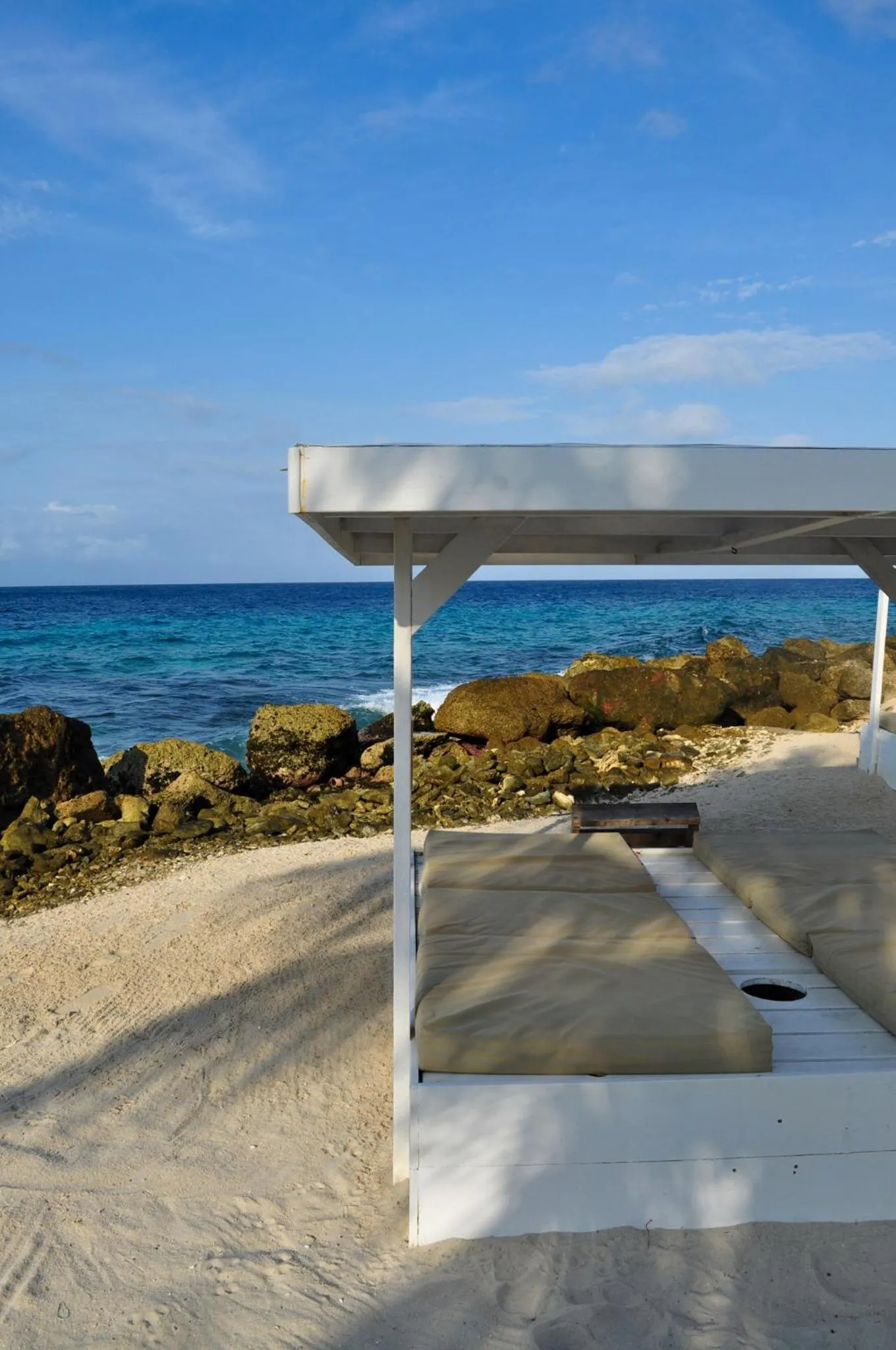 Beach in Hibiscus Beach House