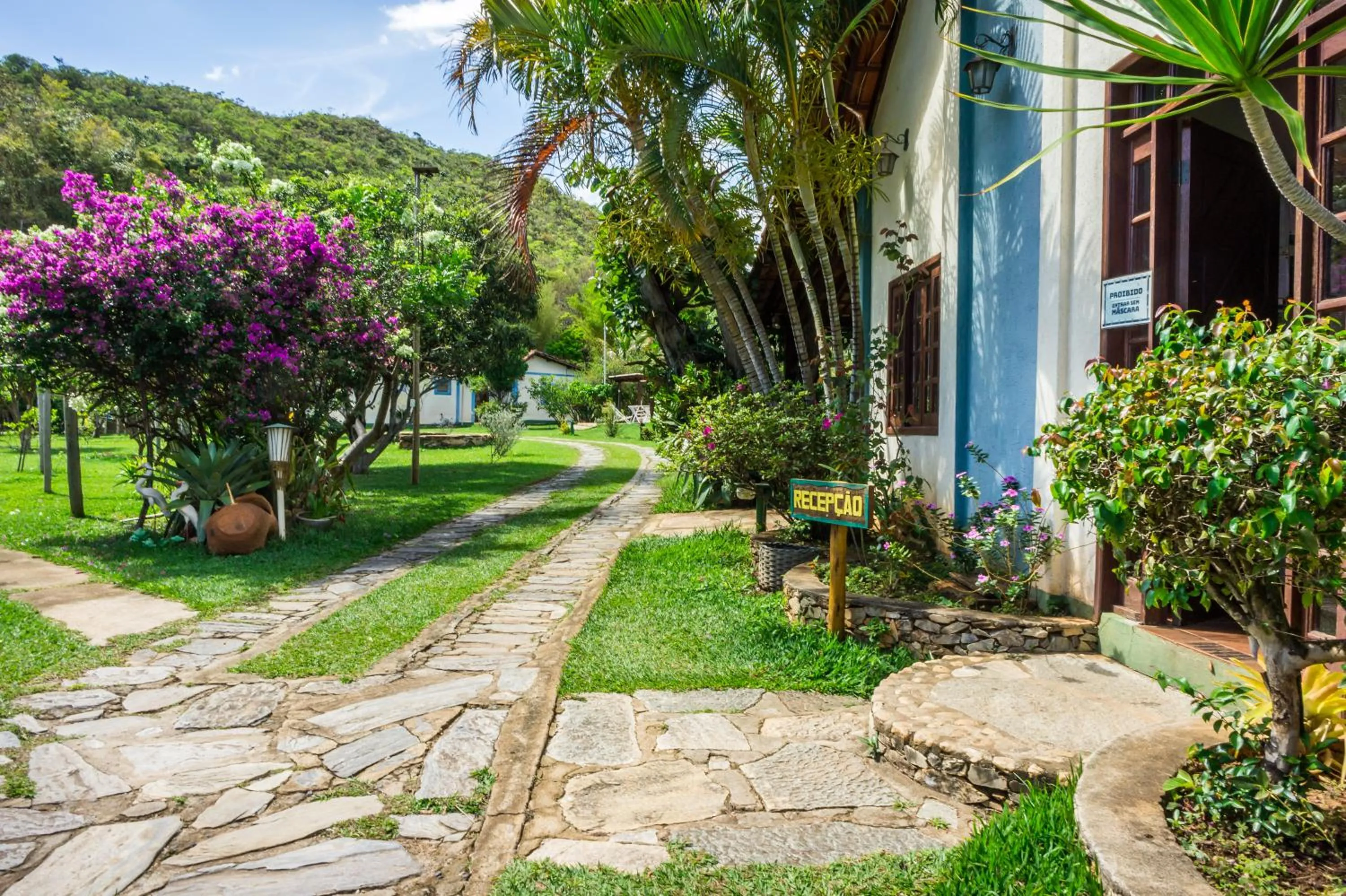 Lobby or reception in Pousada Chão da Serra