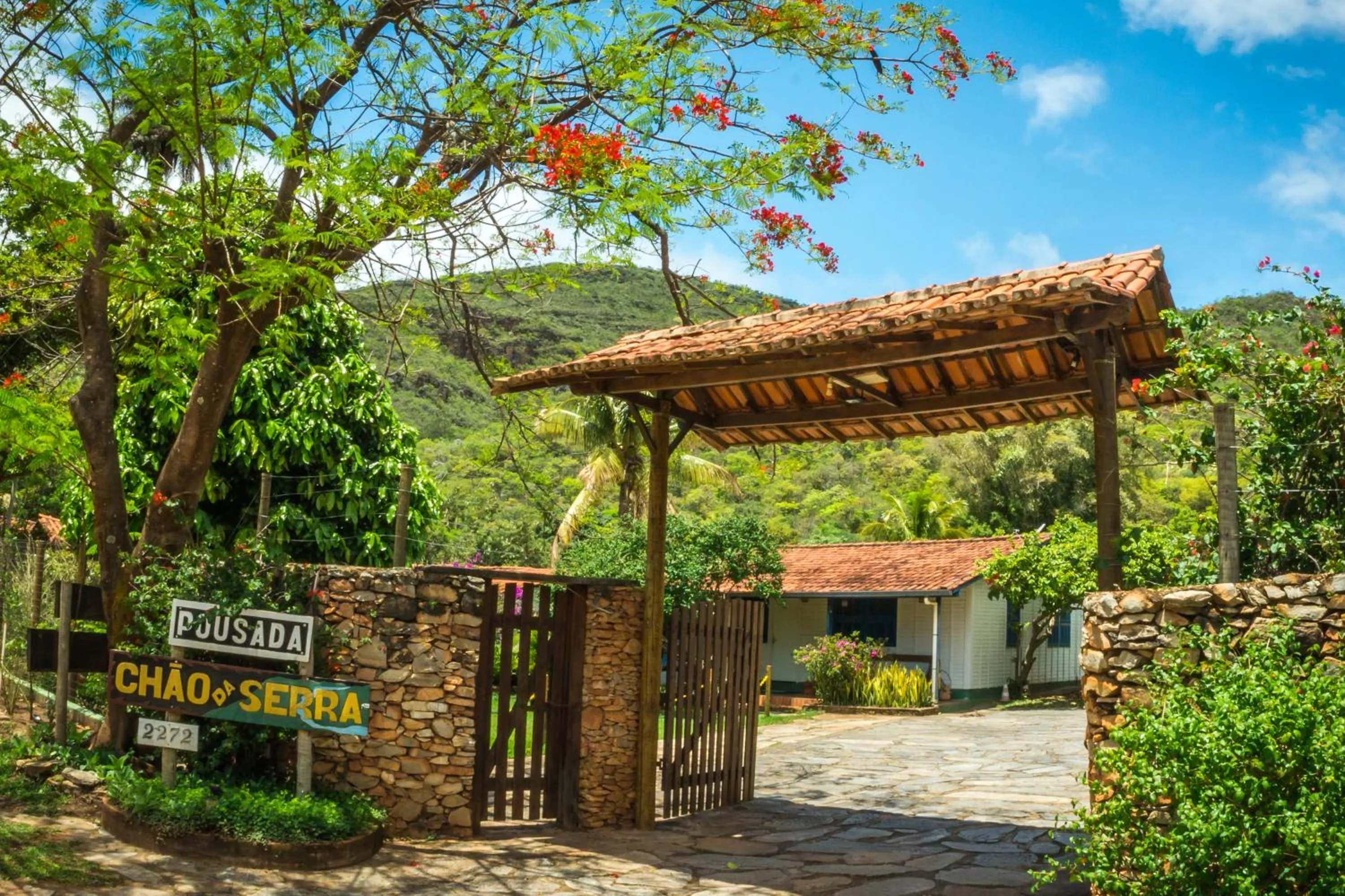 Facade/entrance in Pousada Chão da Serra