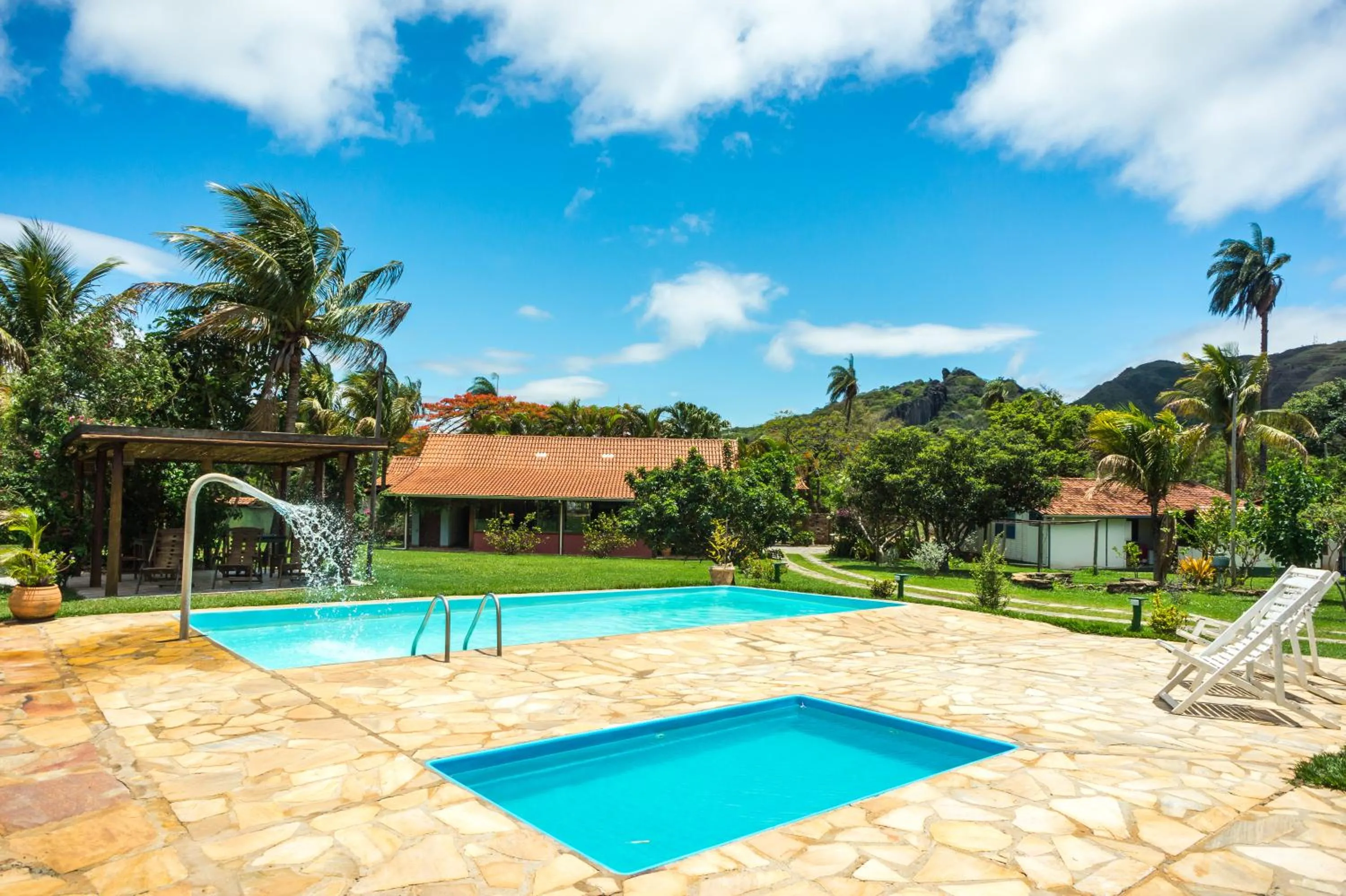 Pool view in Pousada Chão da Serra