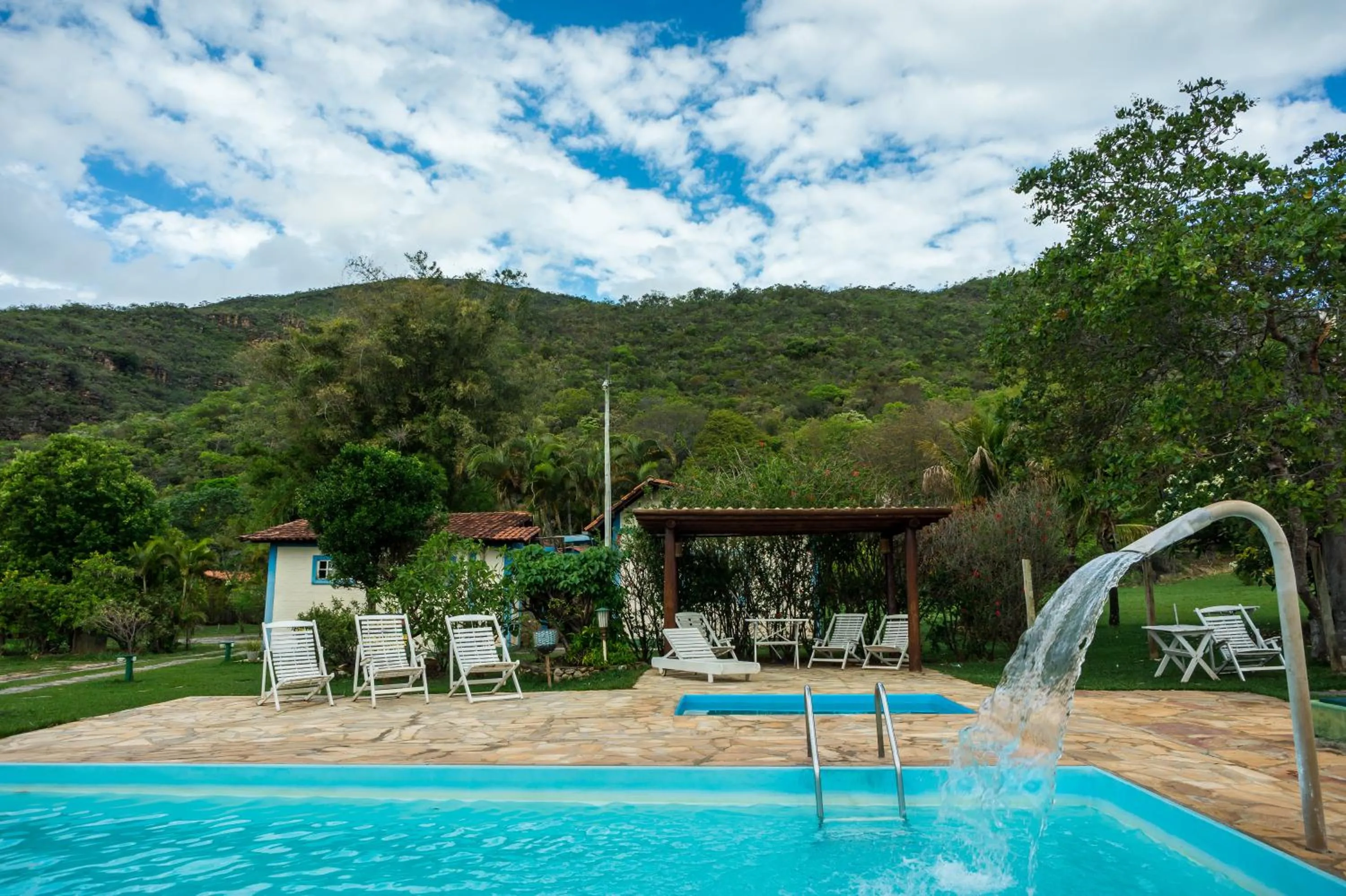 Pool view in Pousada Chão da Serra