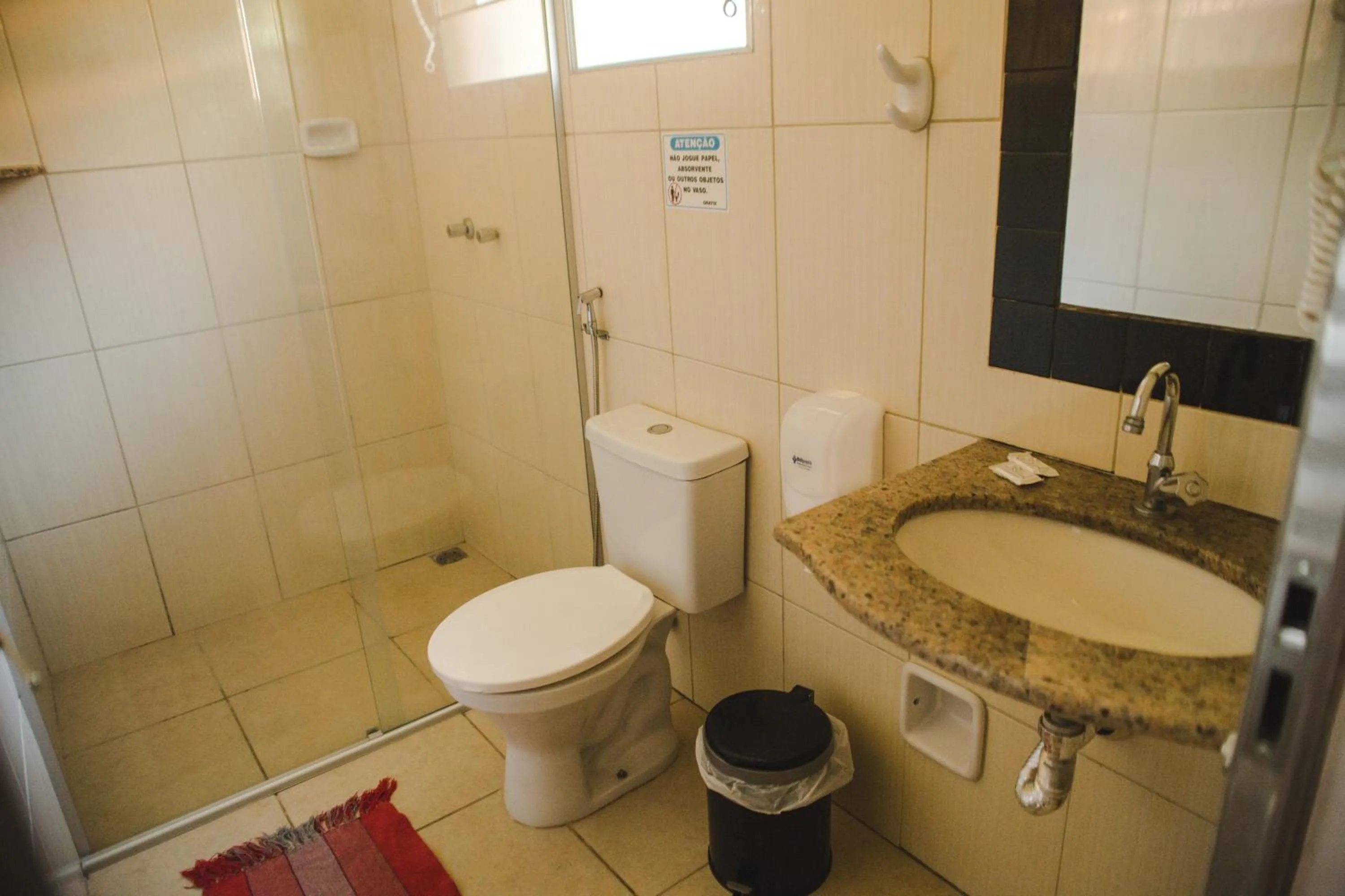 Toilet in Pousada Cipó Prata