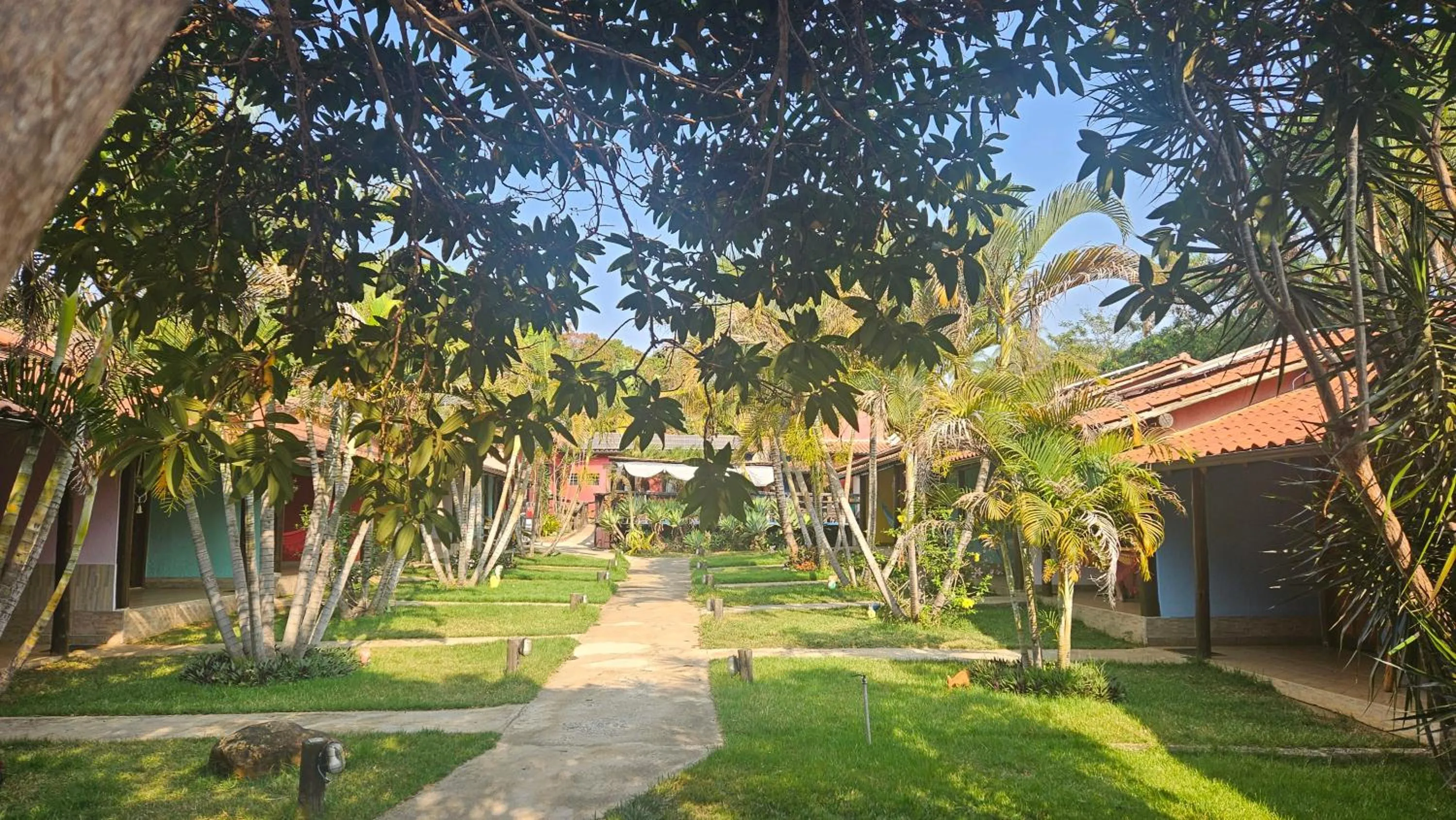 Inner courtyard view in Pousada Cipó Prata
