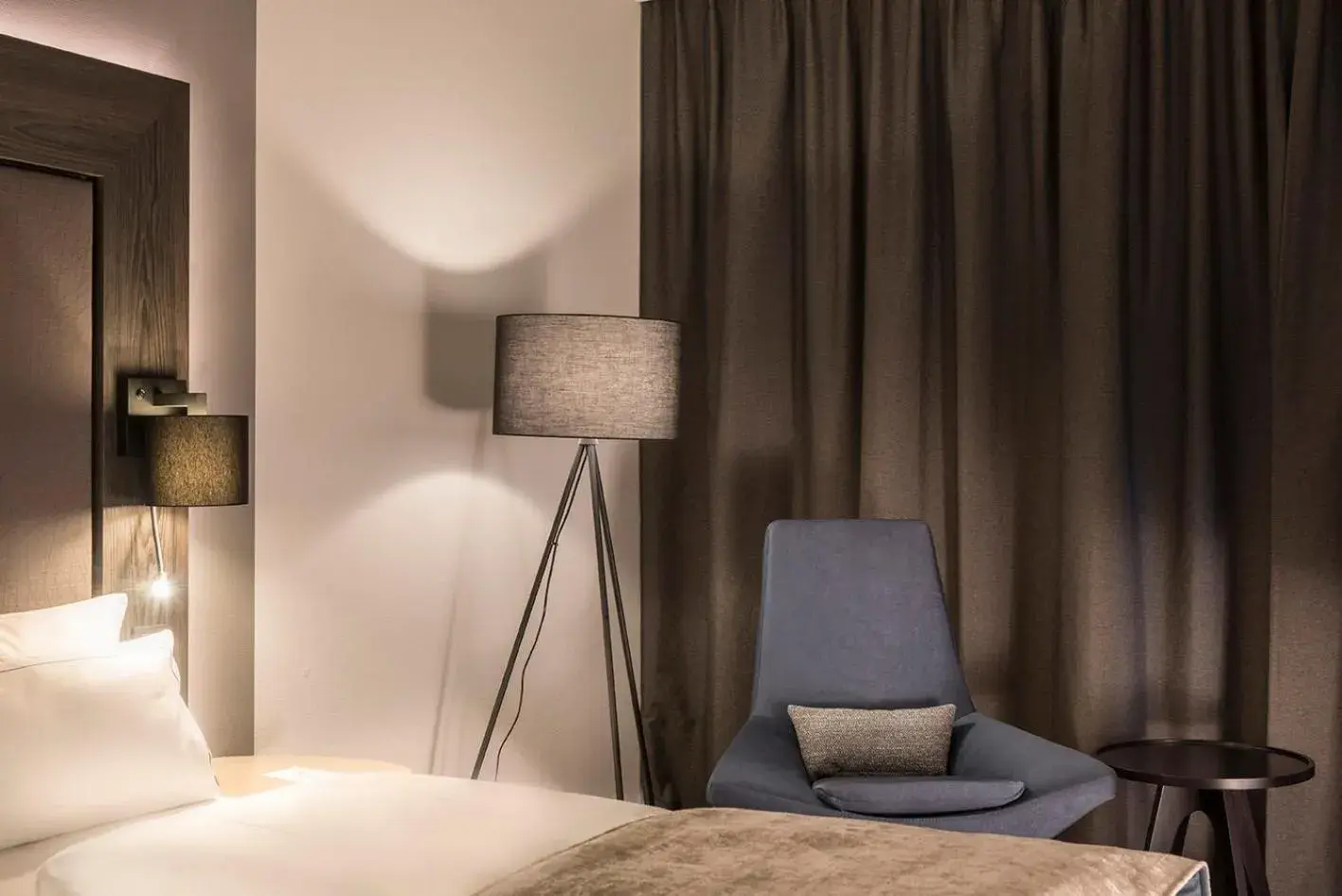 Decorative detail, Bed in Holiday Inn Berlin City-West by IHG Decorative detail, Bed in Holiday Inn Berlin City-West by IHG