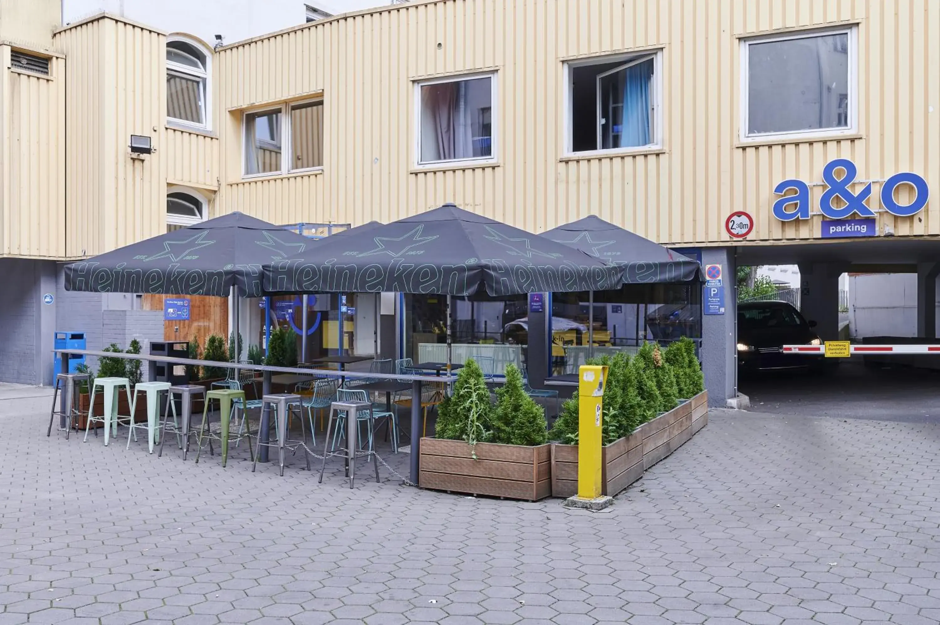 Property building in a&o Hamburg Reeperbahn Property building in a&o Hamburg Reeperbahn