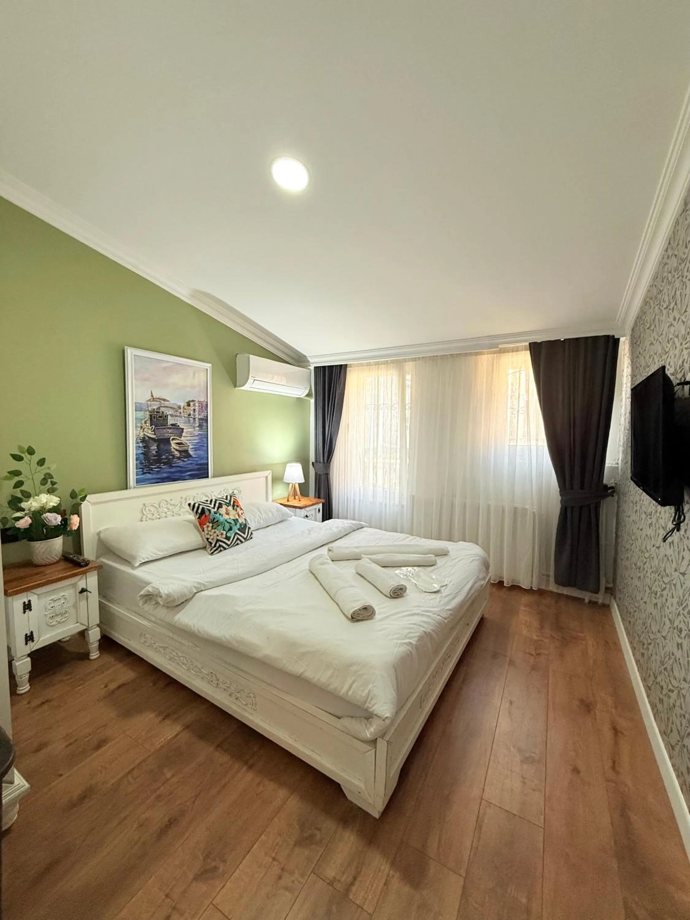 Bed in GV Suites Galata