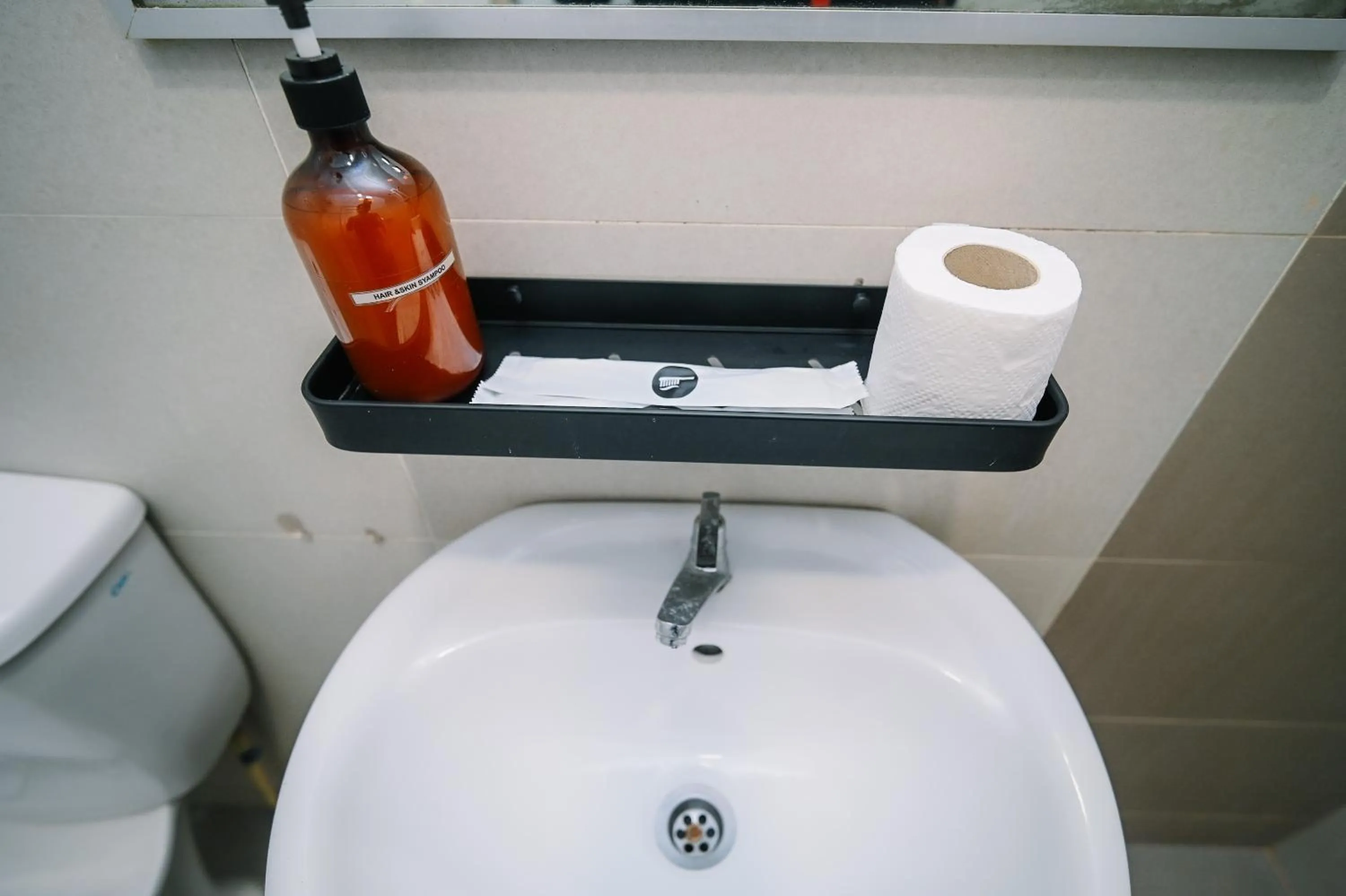 Swing & Pillows - KL Pekeliling formerly known as Swiss Cottage Hotel