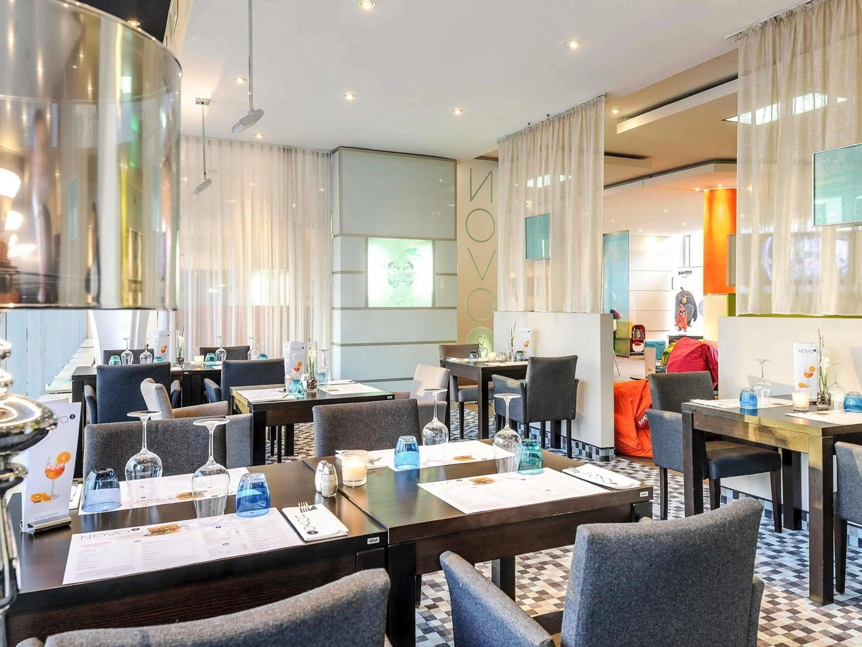 Restaurant/places to eat in Novotel Köln City