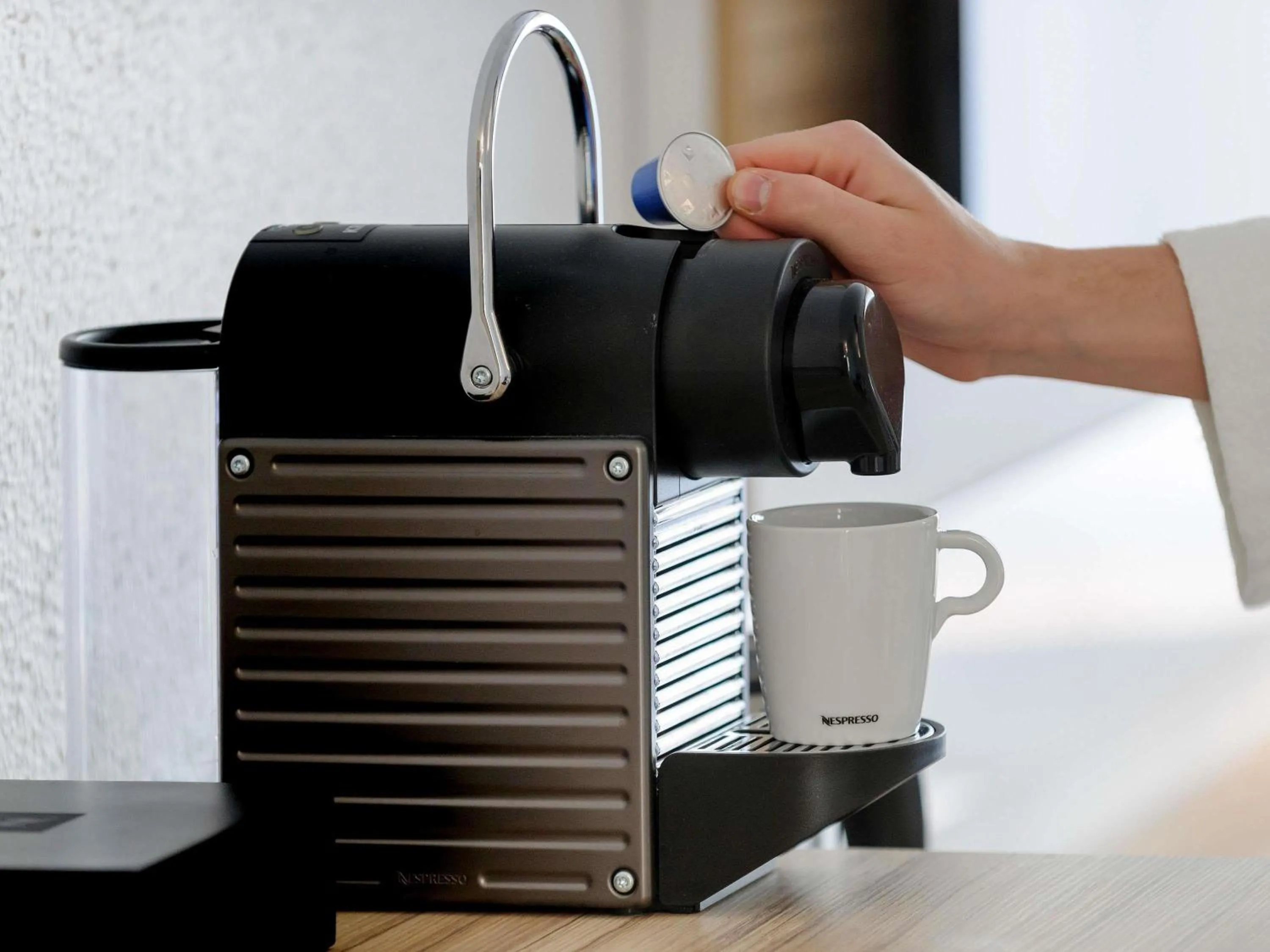 Bedroom in Novotel Köln City