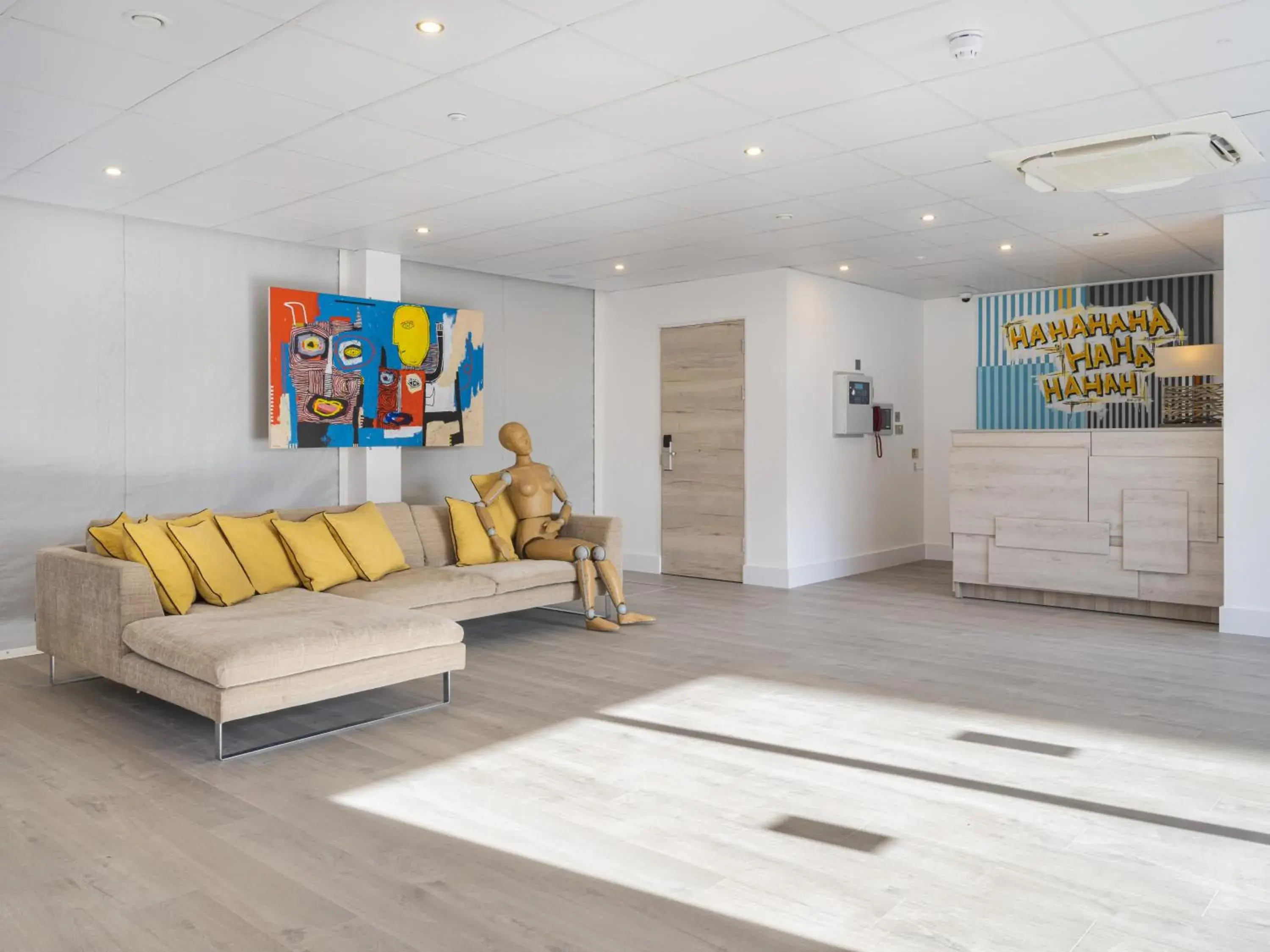 Lobby or reception in Q Square by Supercity Aparthotels Lobby or reception in Q Square by Supercity Aparthotels