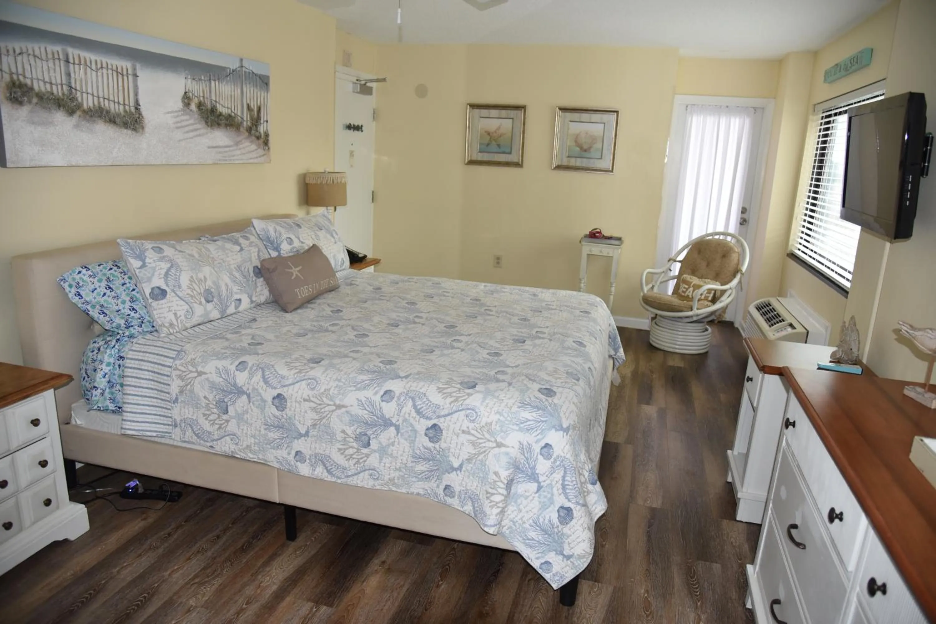 Bed in Ocean Dream Vacation