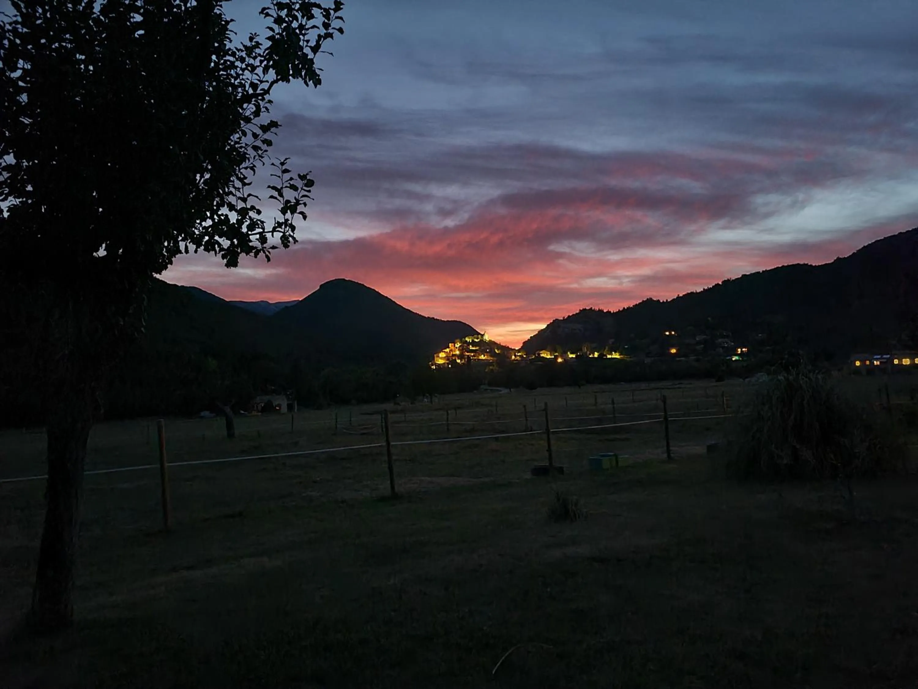 Sunset in Mas de Reilhanette