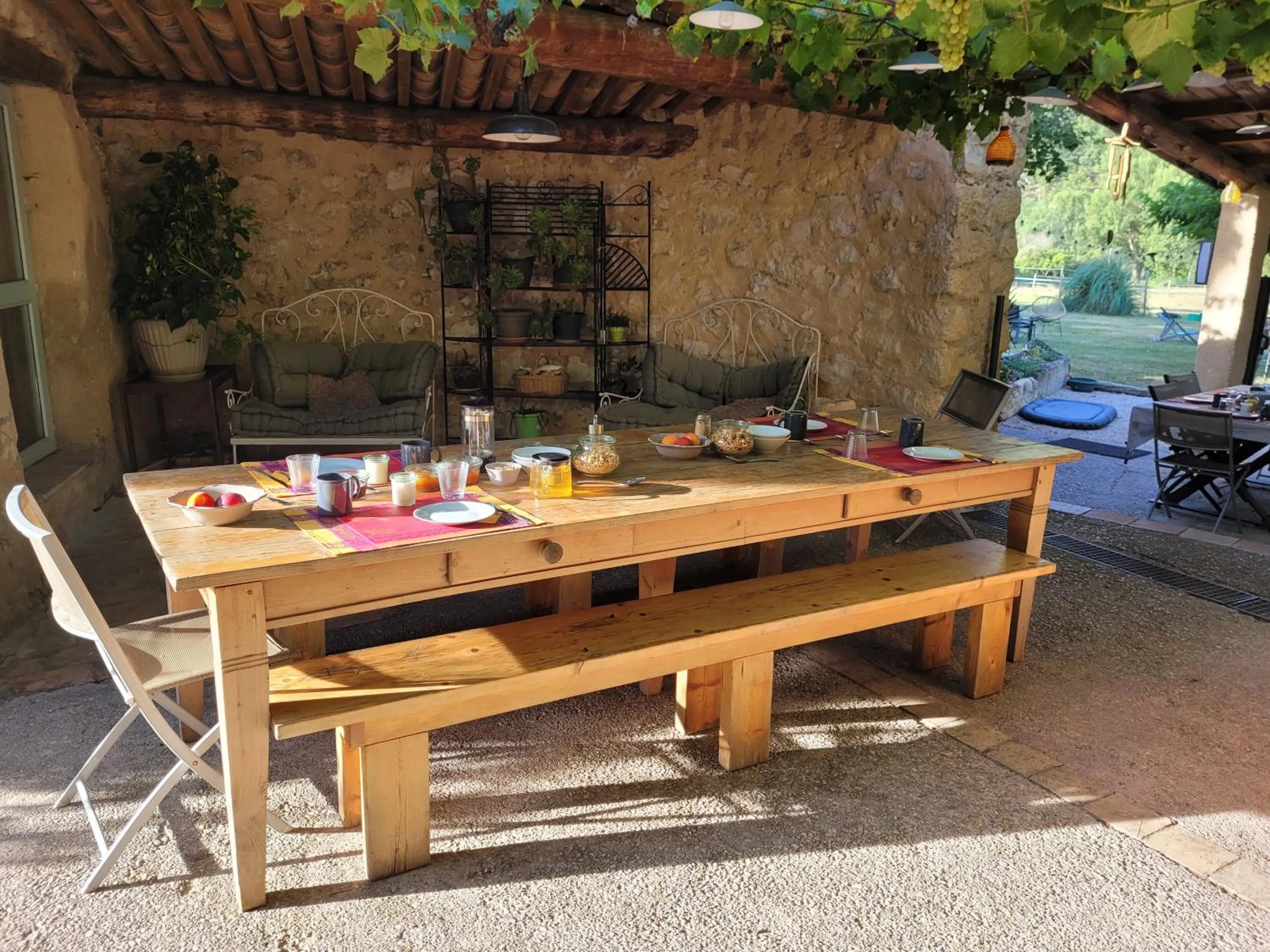 Dining area in Mas de Reilhanette