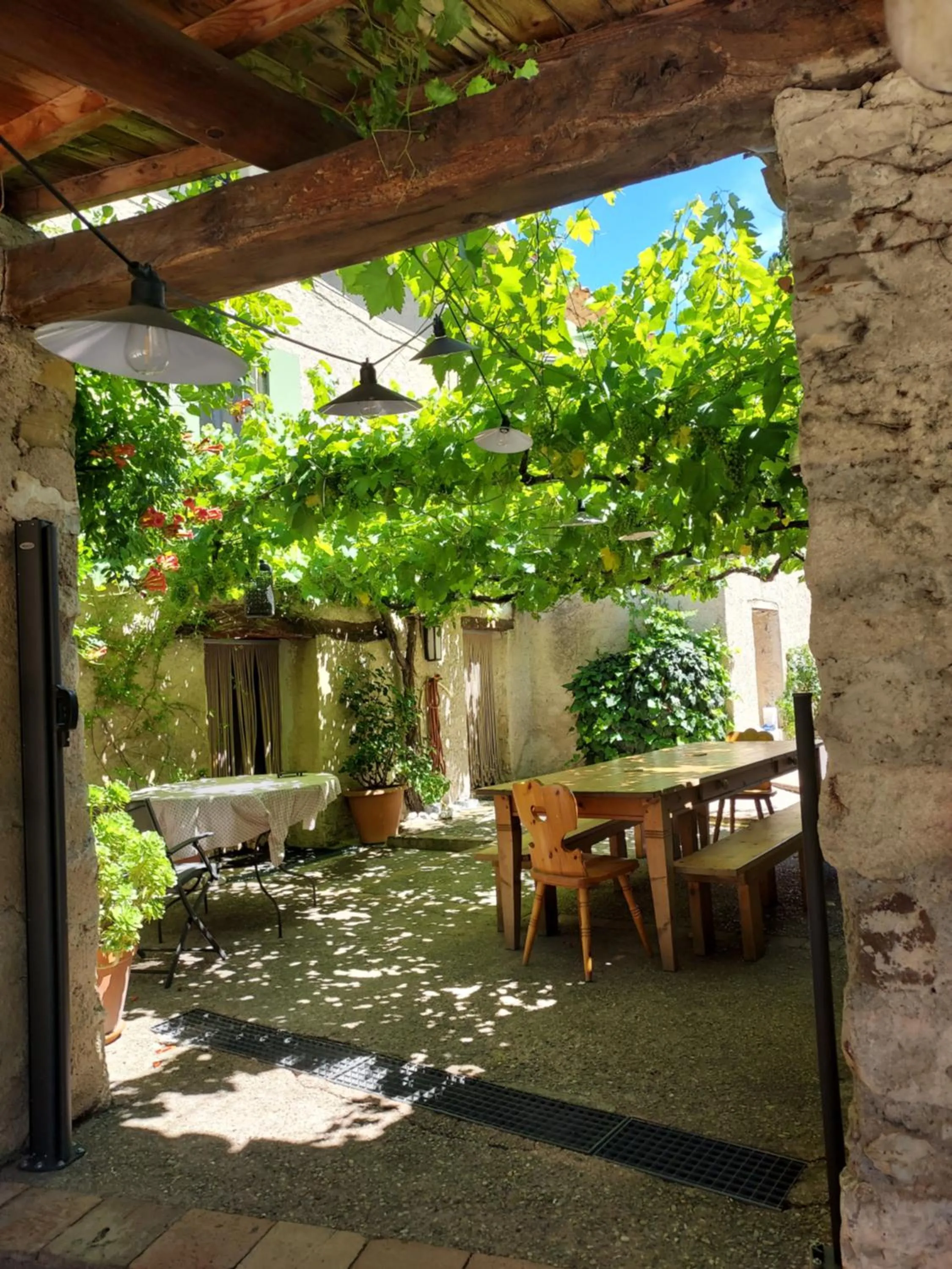 Dining area in Mas de Reilhanette