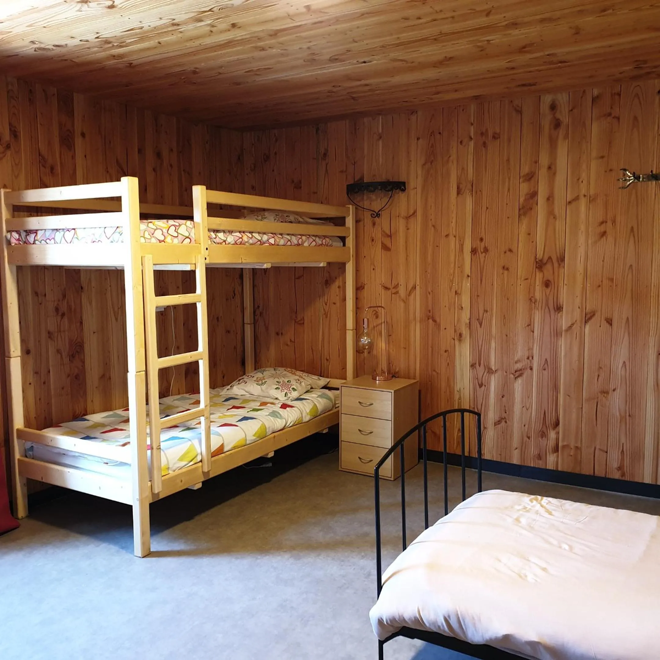bunk bed, Bed in Mas de Reilhanette