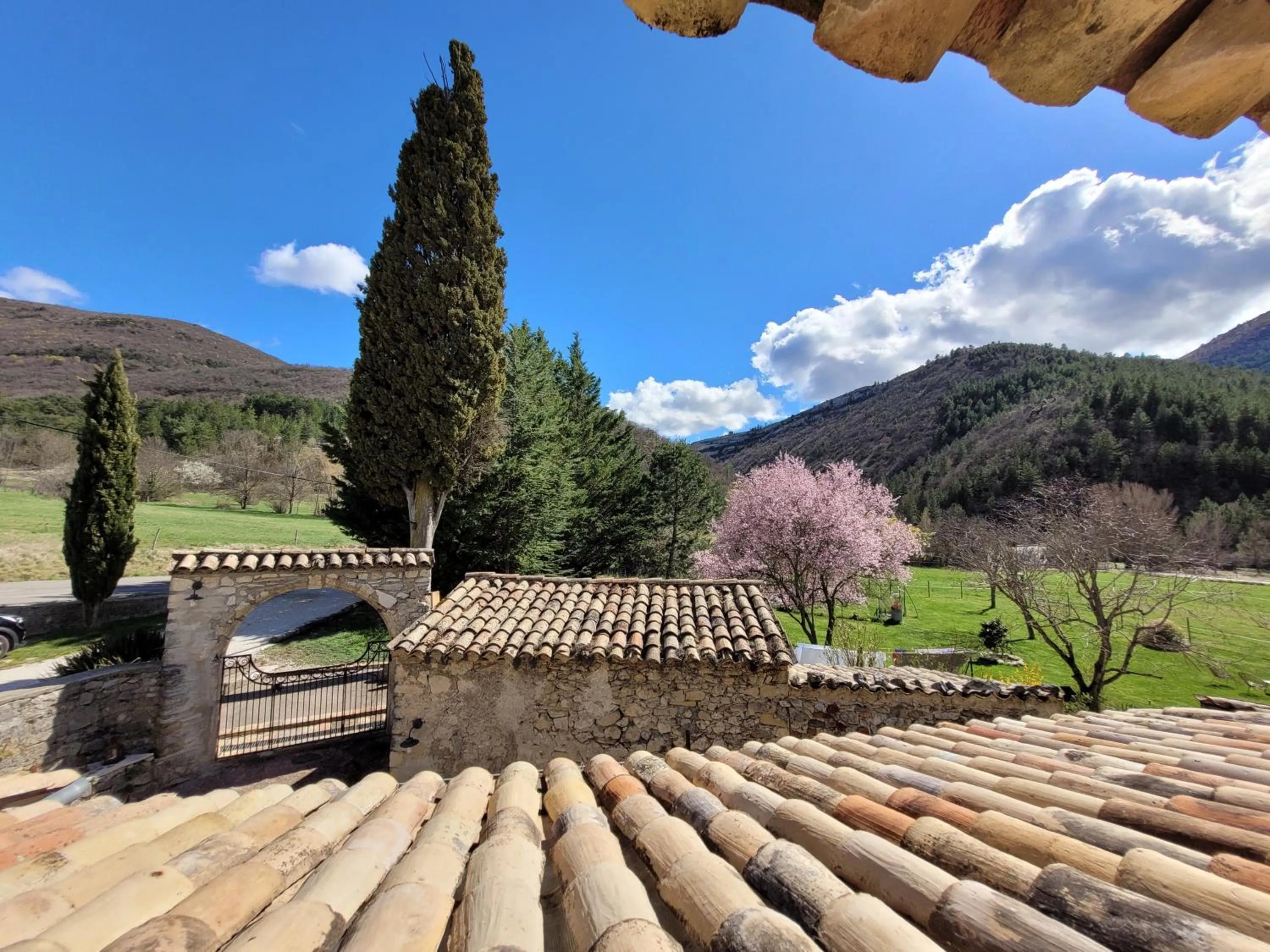 Mountain view in Mas de Reilhanette
