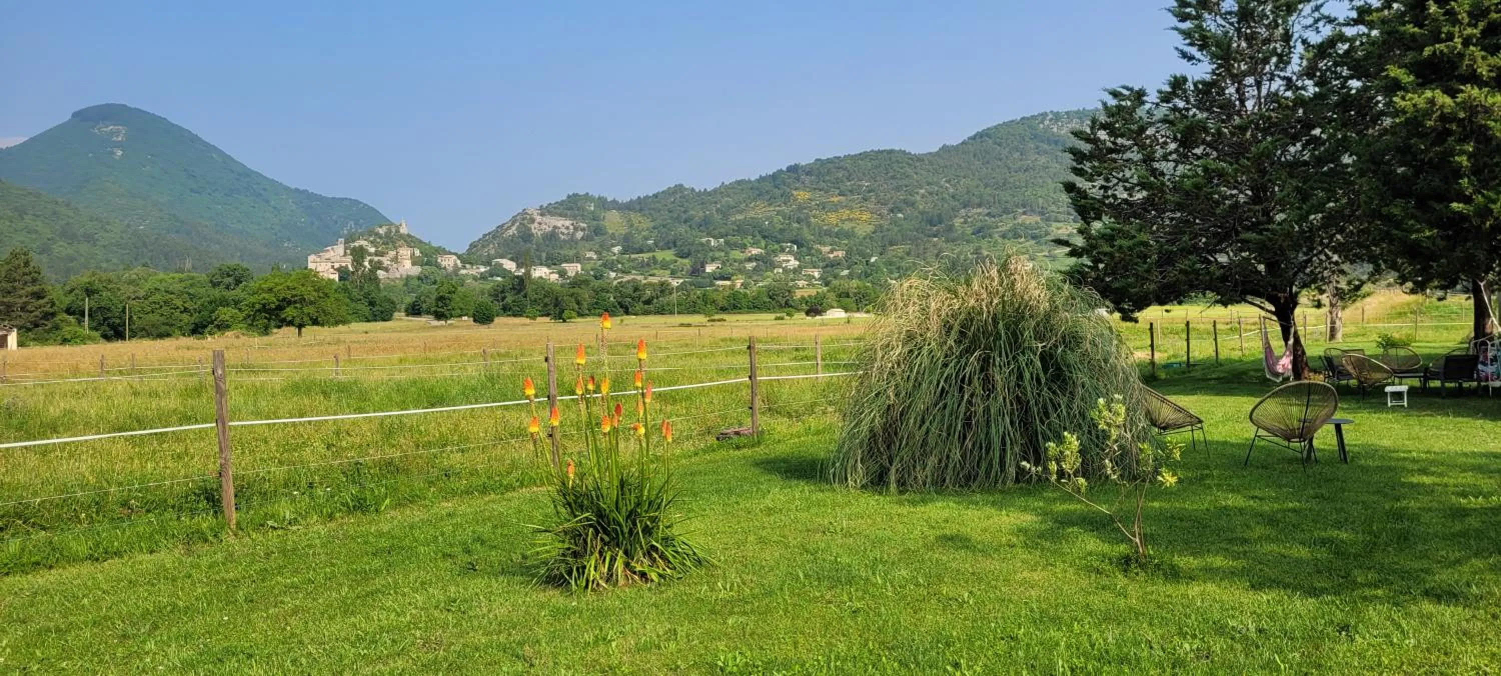 Garden view in Mas de Reilhanette