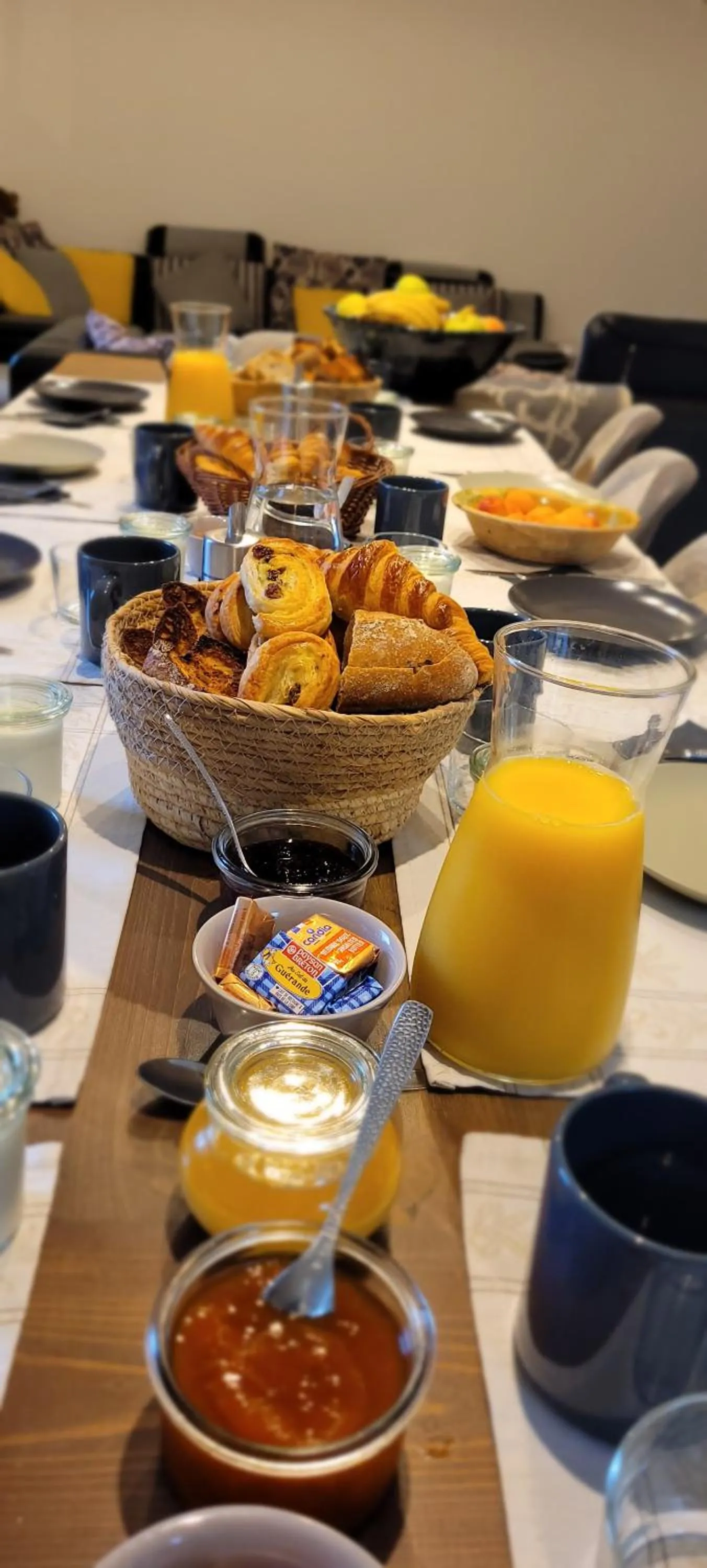 Continental breakfast in Mas de Reilhanette