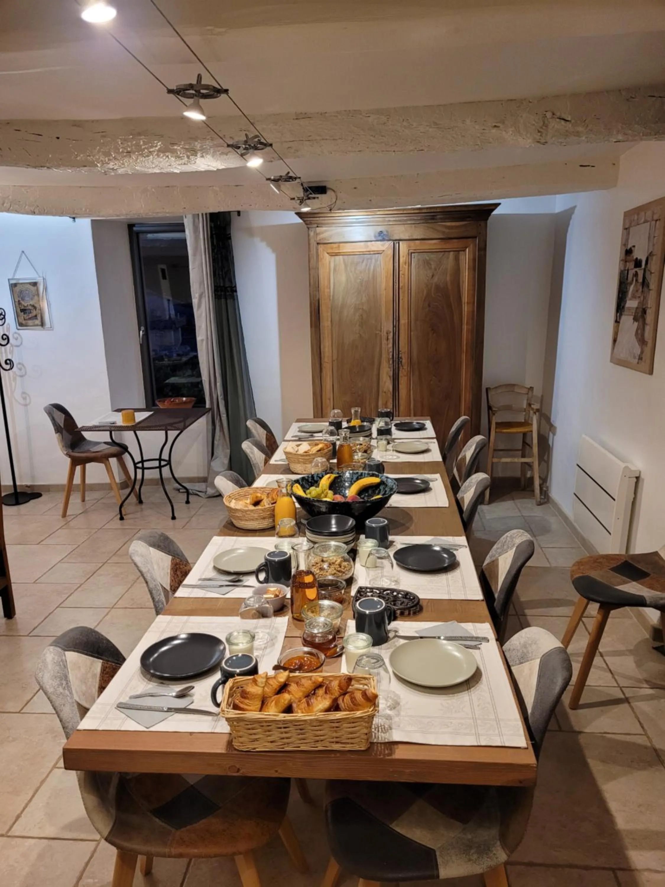 Dining area in Mas de Reilhanette