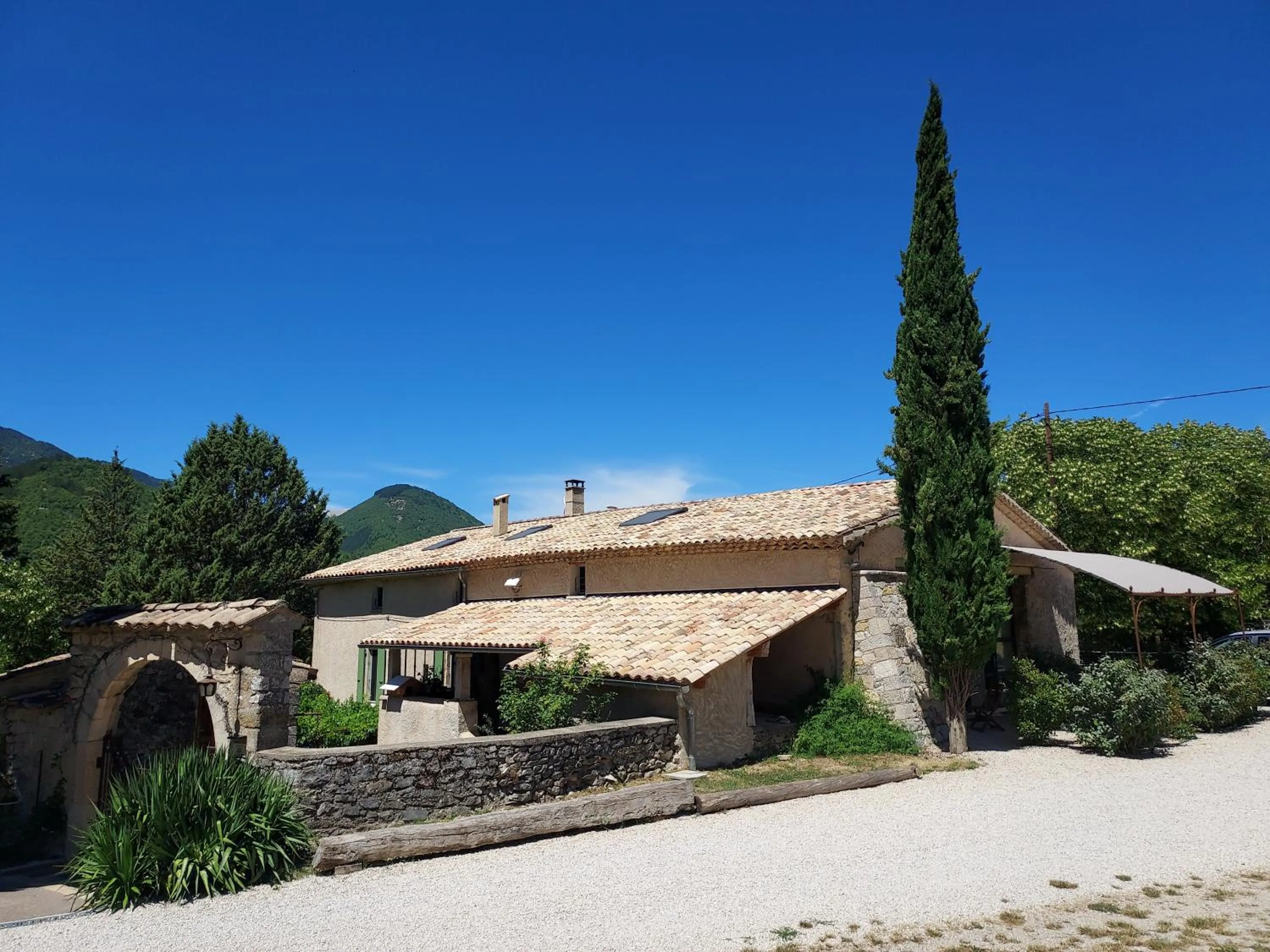 Property building in Mas de Reilhanette