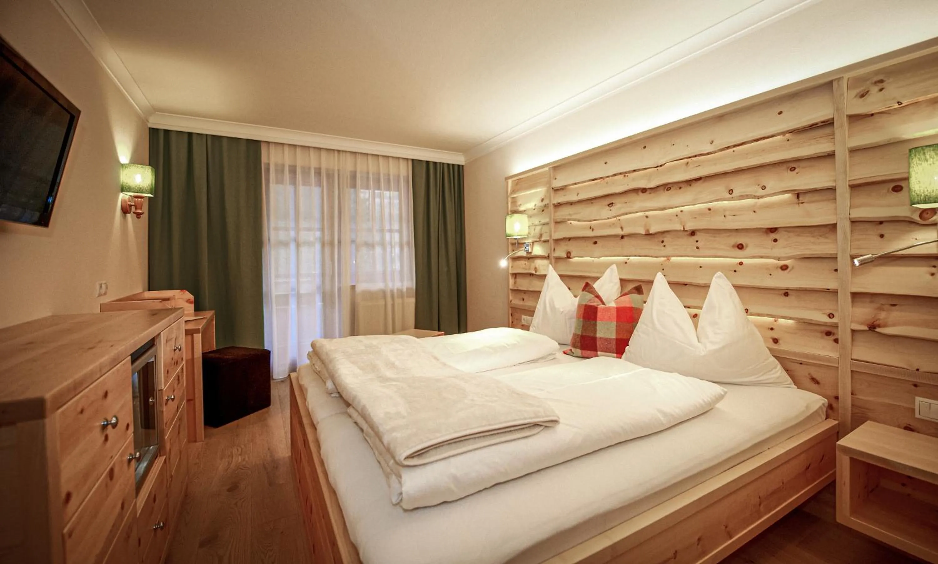 Photo of the whole room, Bed in Hotel Happy Filzmoos