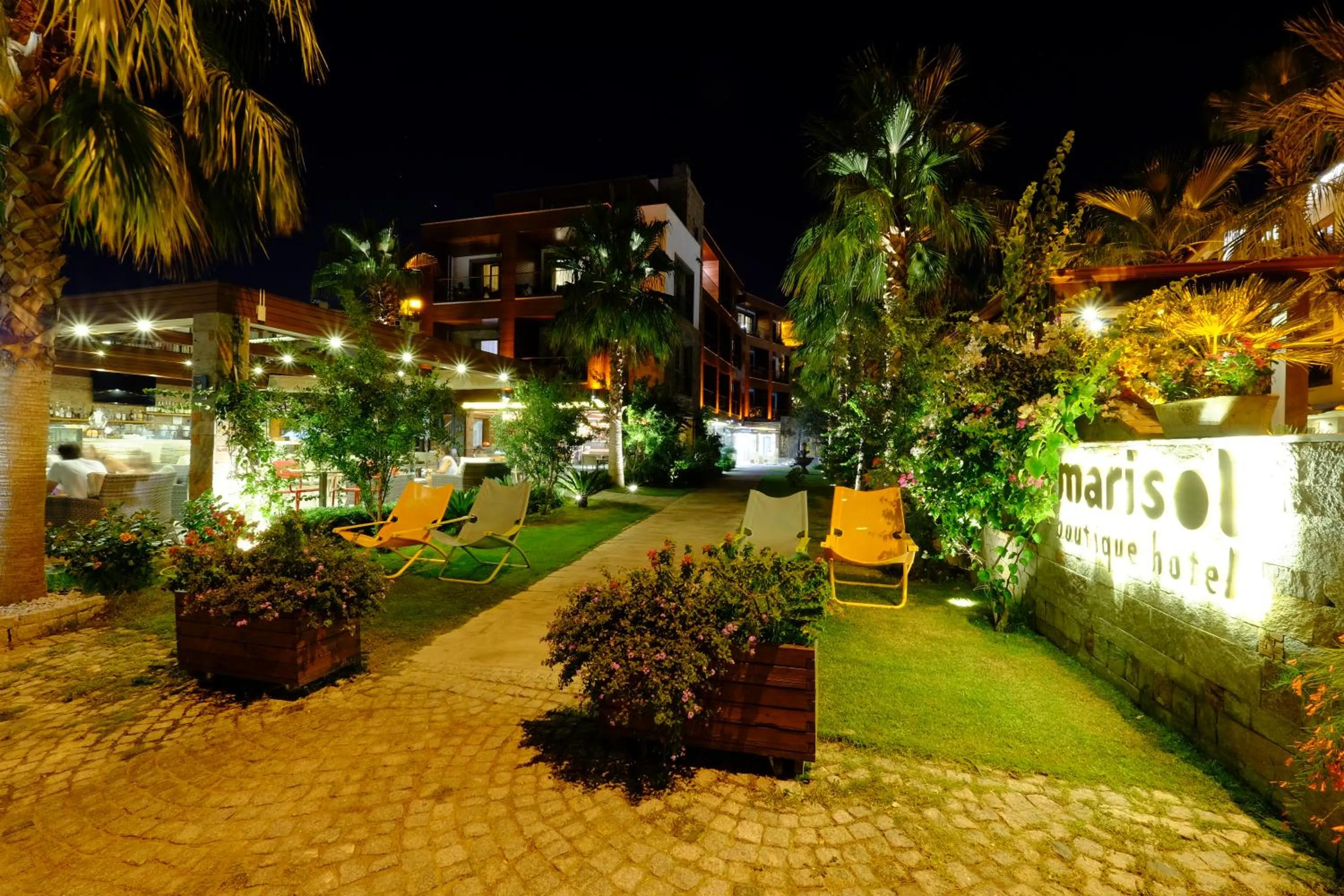 Facade/entrance in Marisol Boutique Hotel