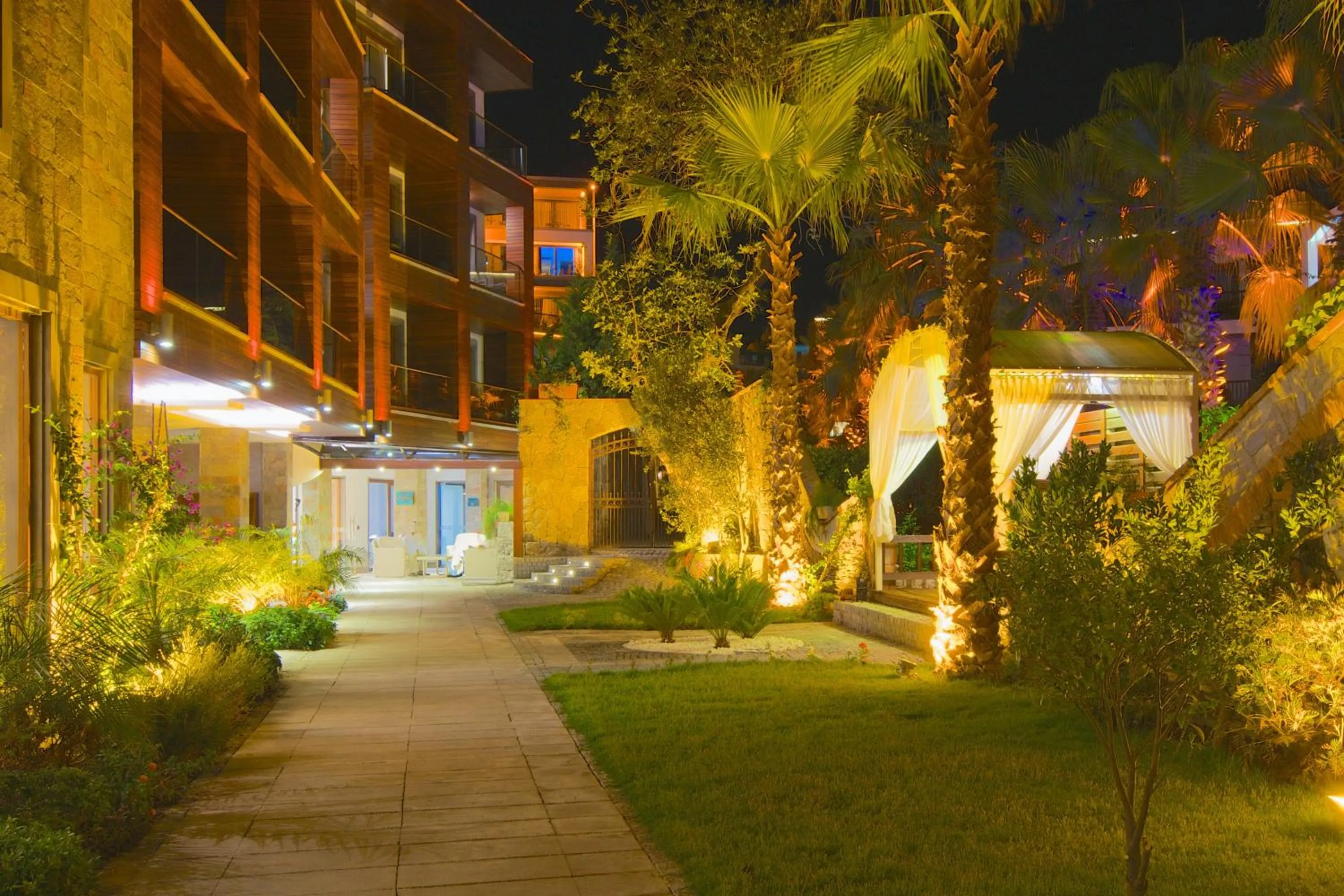 Garden in Marisol Boutique Hotel