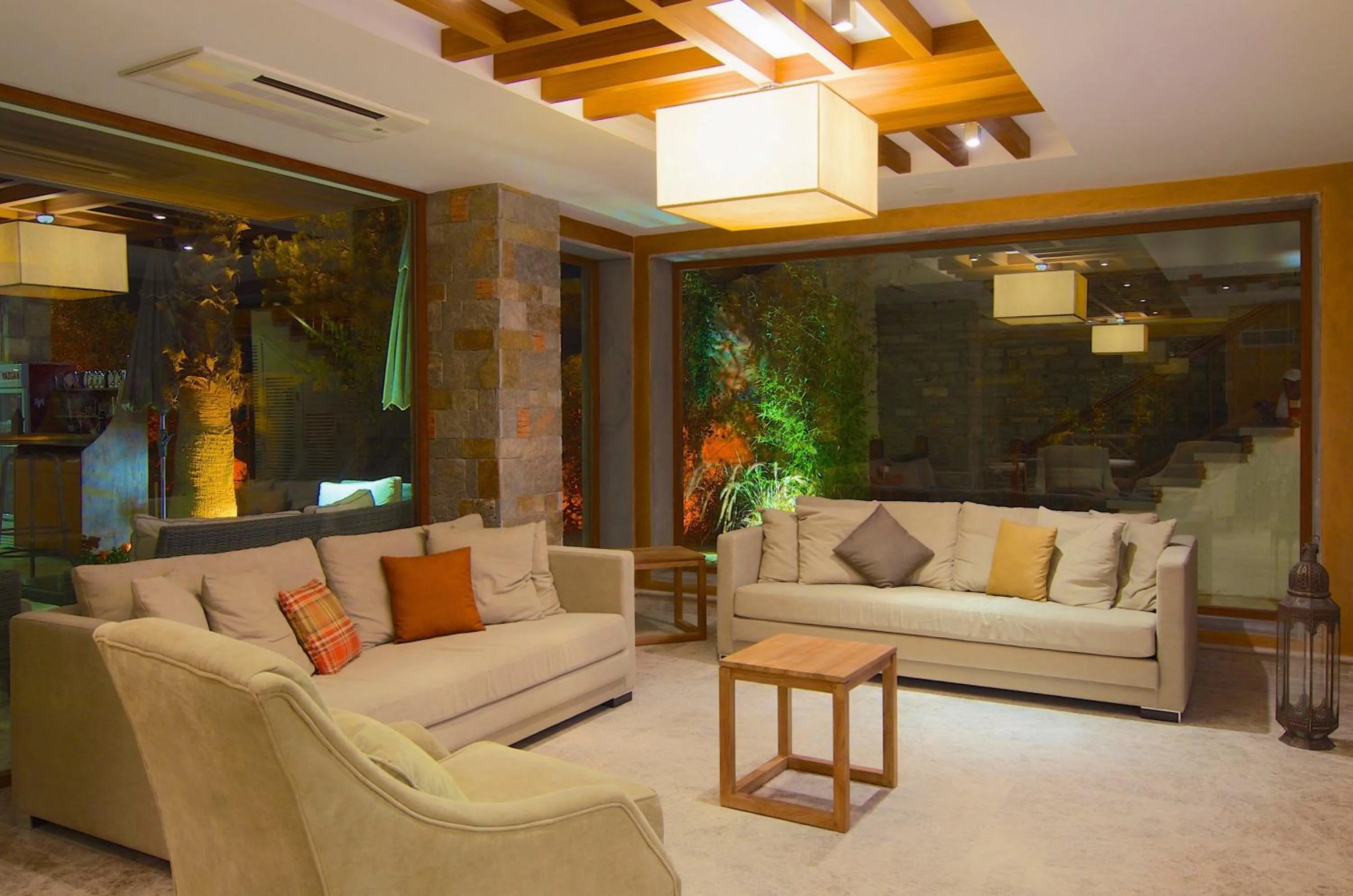 Lobby or reception in Marisol Boutique Hotel