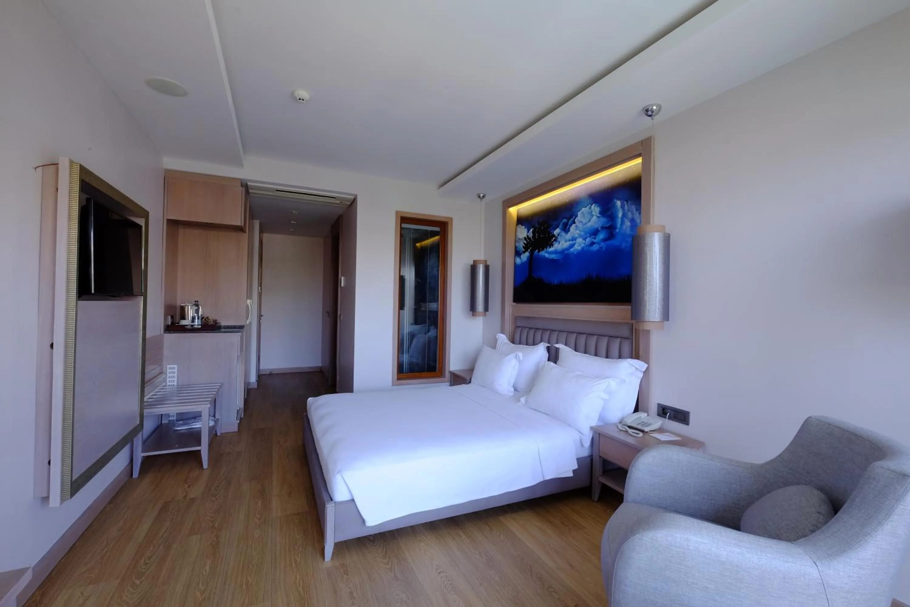 Photo of the whole room, Bed in Marisol Boutique Hotel