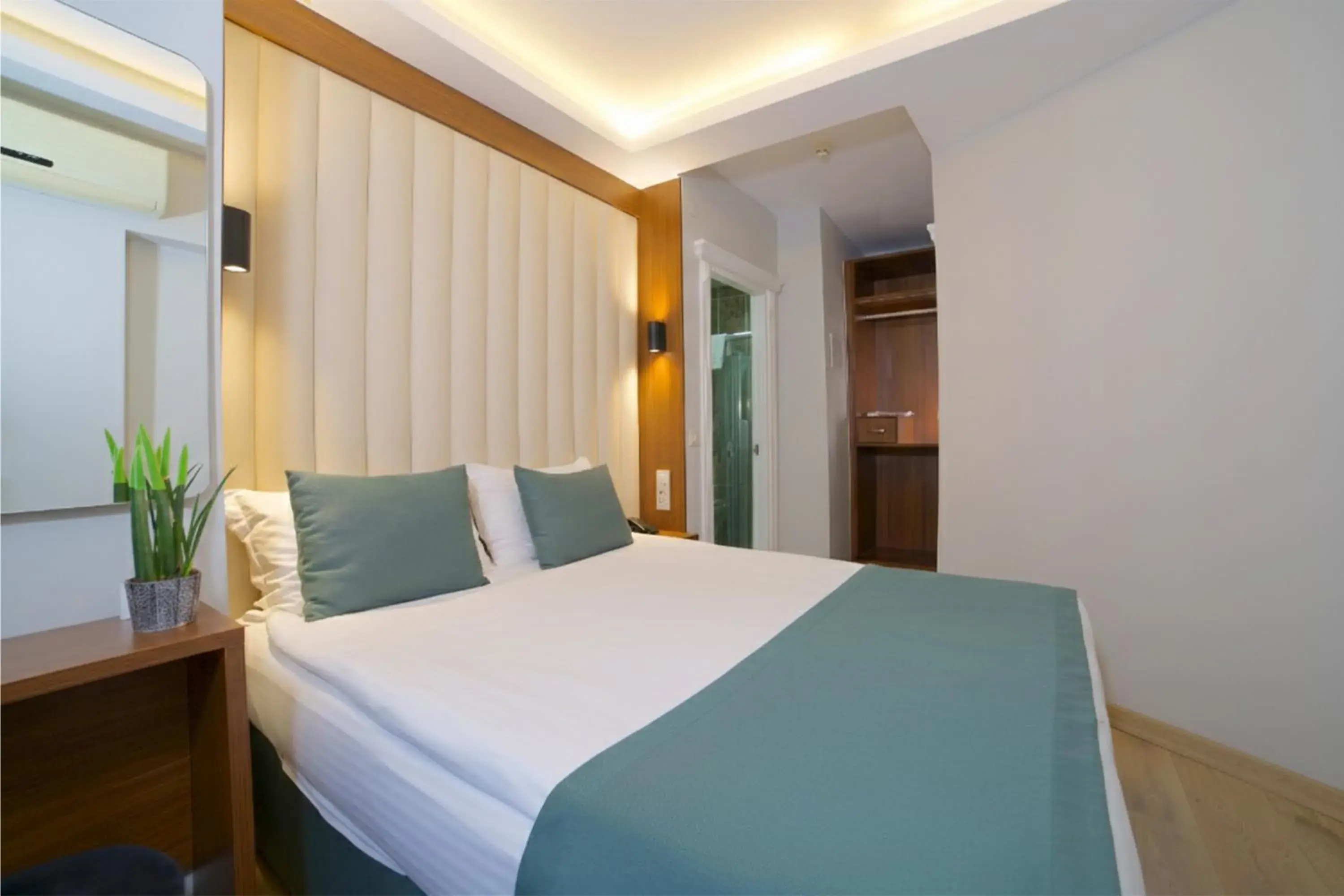 Photo of the whole room, Bed in Hotel Black Tulip Photo of the whole room, Bed in Hotel Black Tulip