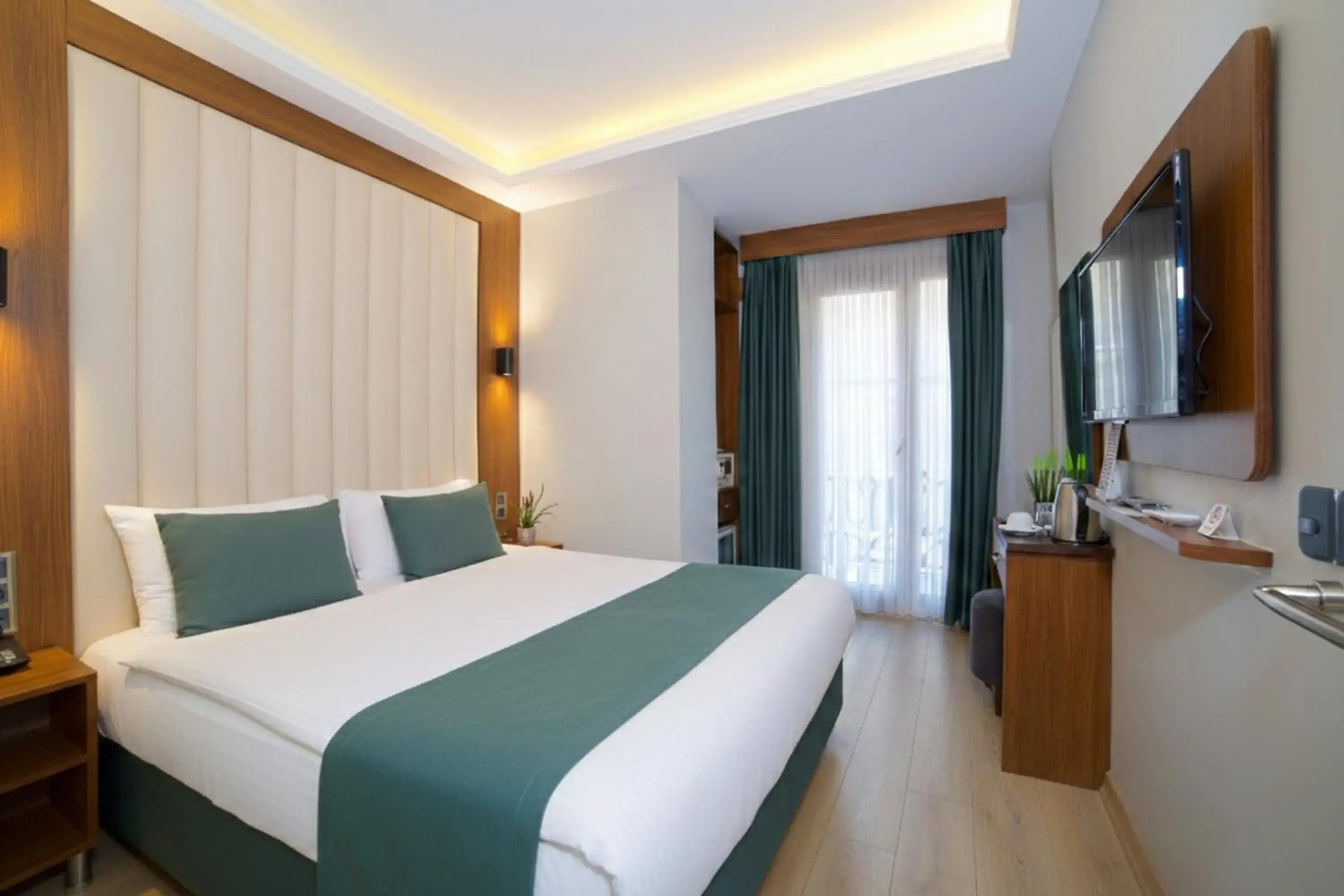 Photo of the whole room, Bed in Hotel Black Tulip Photo of the whole room, Bed in Hotel Black Tulip