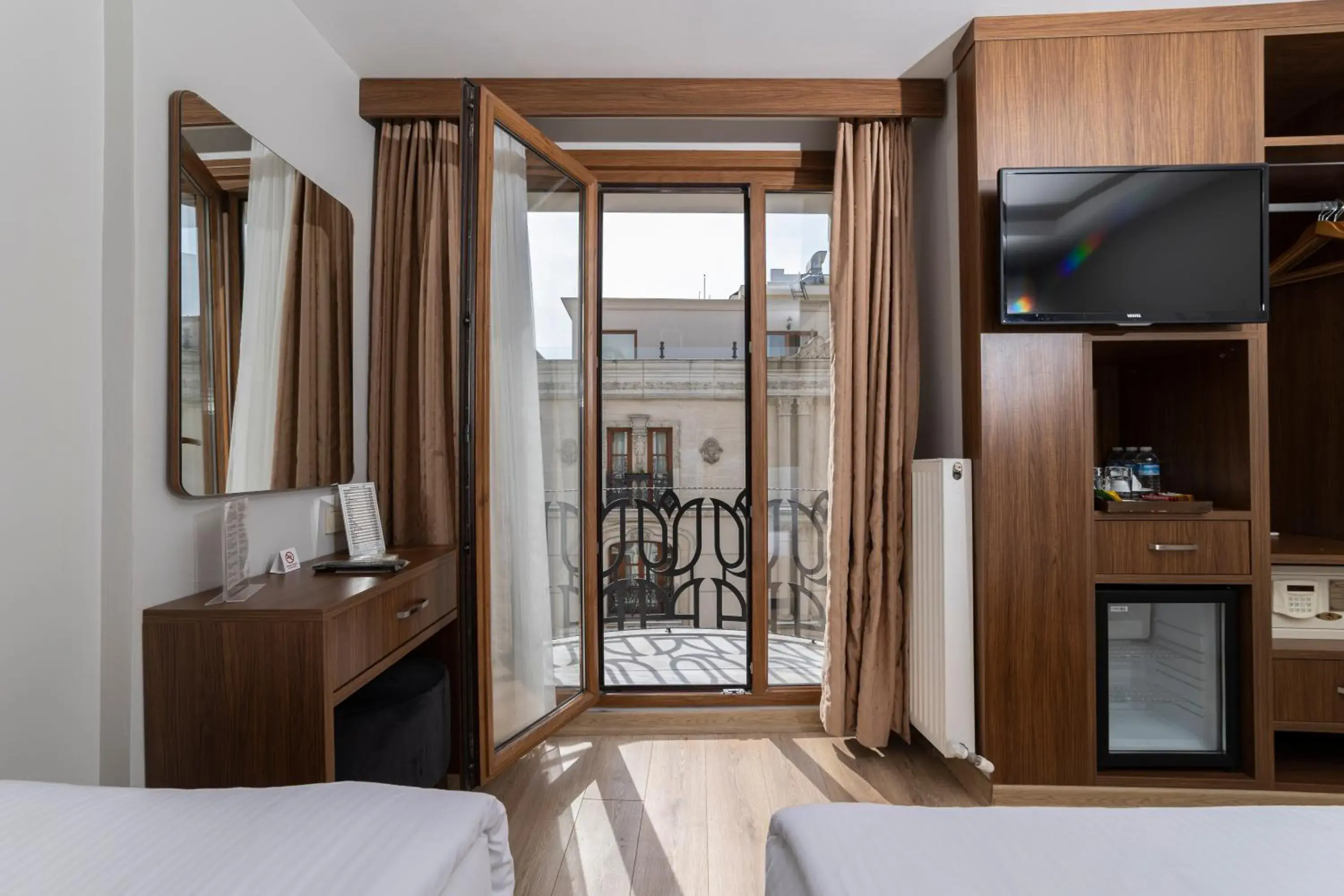 Photo of the whole room, Bed in Hotel Black Tulip Photo of the whole room, Bed in Hotel Black Tulip