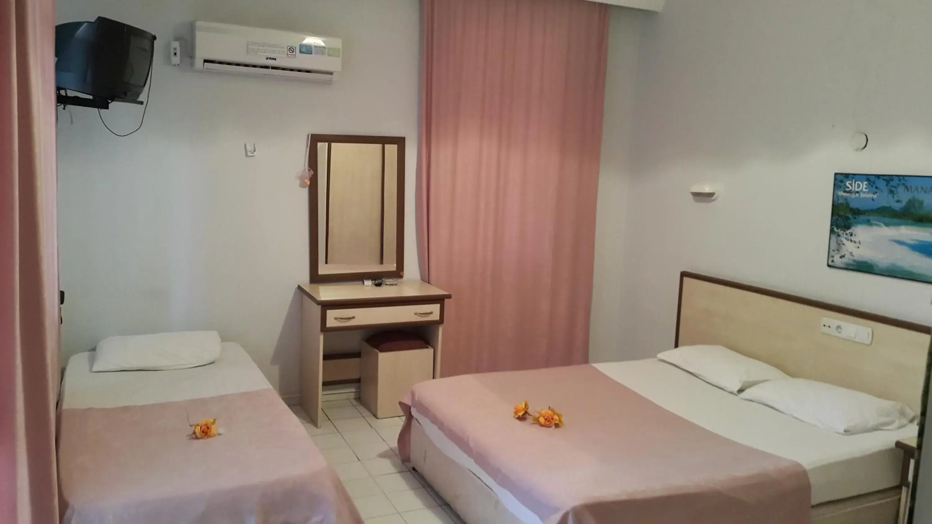 Bedroom, Bed in Delphin Apart Hotel Bedroom, Bed in Delphin Apart Hotel