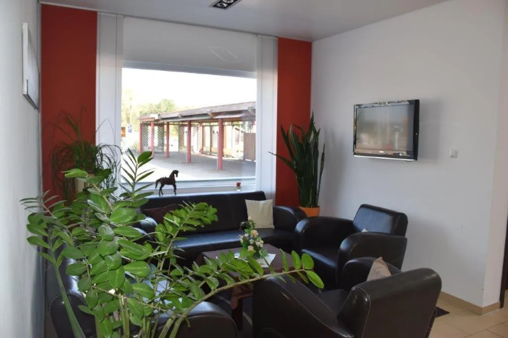 Restaurant/places to eat in Hotel Frankenhöhe