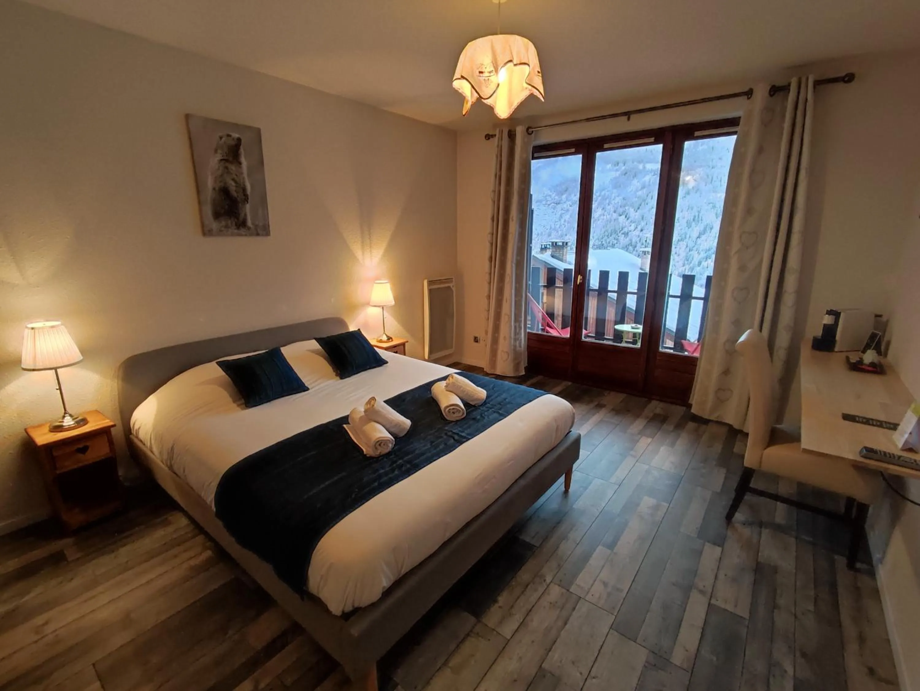 Bed in Hotel Plein Soleil