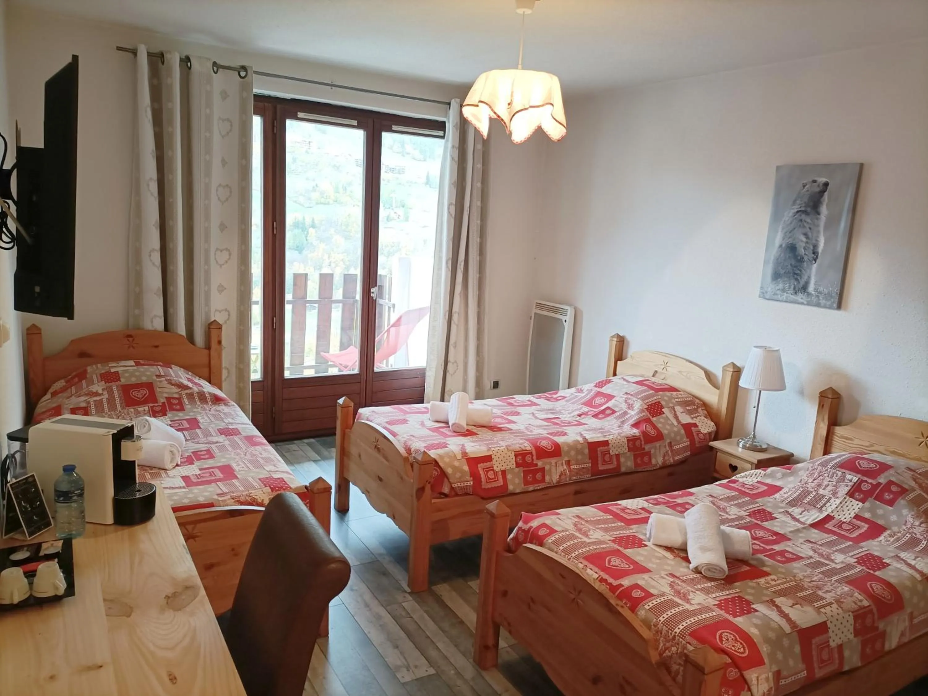 Twin Room in Hotel Plein Soleil